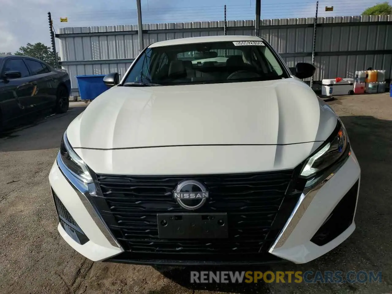 5 Photograph of a damaged car 1N4BL4DVXSN347036 NISSAN ALTIMA 2025