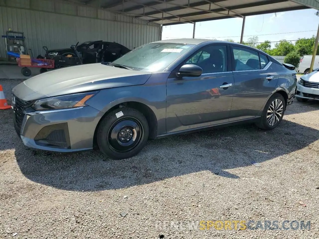1 Photograph of a damaged car 1N4BL4DVXSN359770 NISSAN ALTIMA 2025