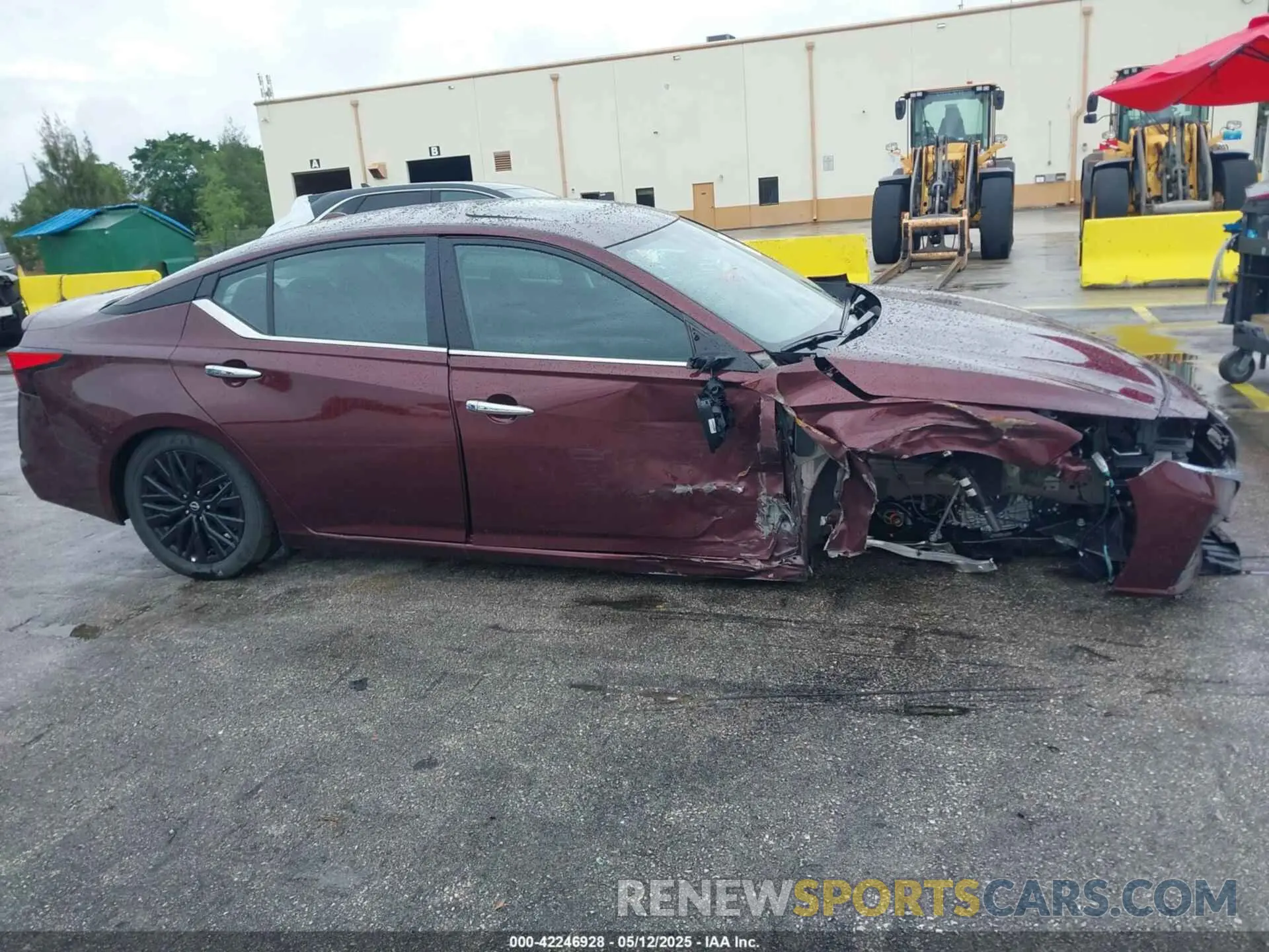 6 Photograph of a damaged car 1N4BL4DVXSN364130 NISSAN ALTIMA 2025