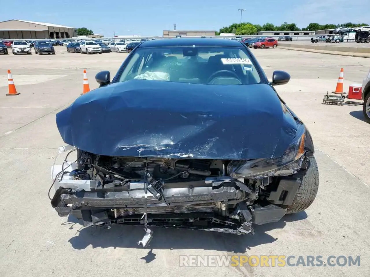 5 Photograph of a damaged car 1N4BL4DVXSN372437 NISSAN ALTIMA 2025