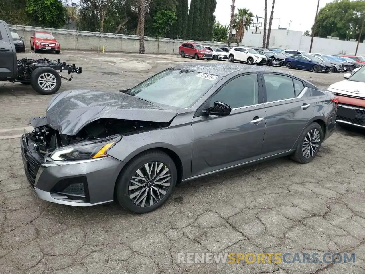 1 Photograph of a damaged car 1N4BL4DVXSN389268 NISSAN ALTIMA 2025