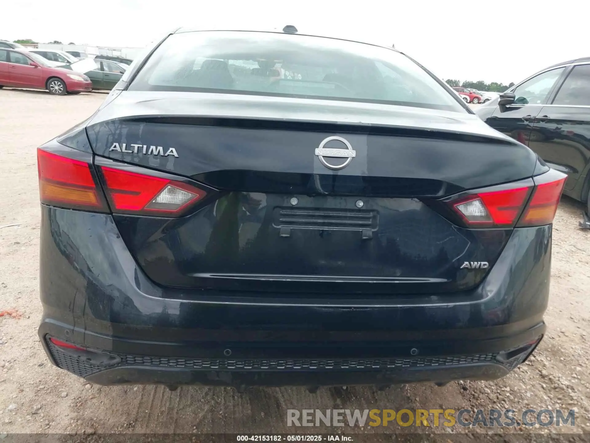 16 Photograph of a damaged car 1N4BL4DW1SN348584 NISSAN ALTIMA 2025