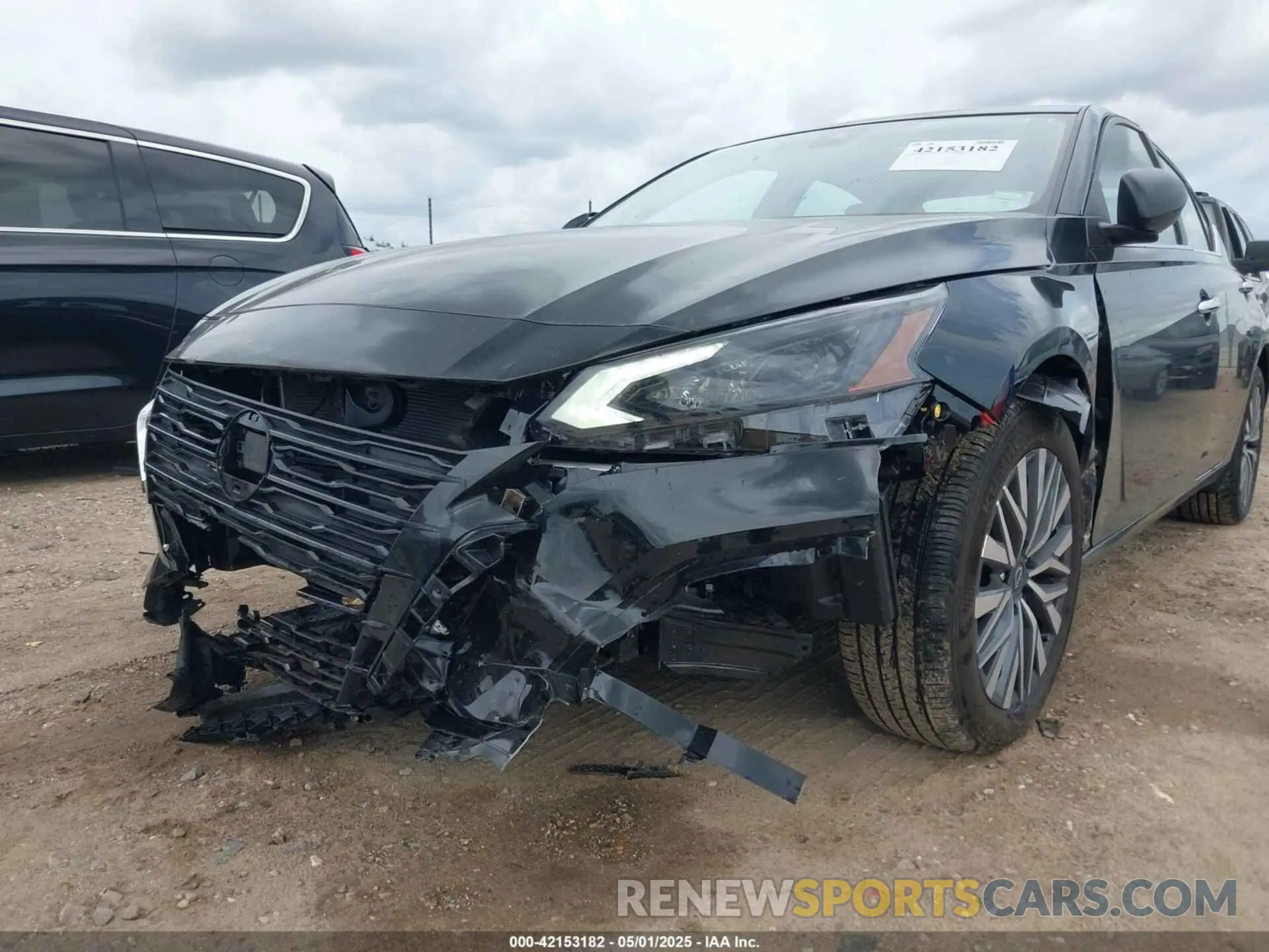 6 Photograph of a damaged car 1N4BL4DW1SN348584 NISSAN ALTIMA 2025