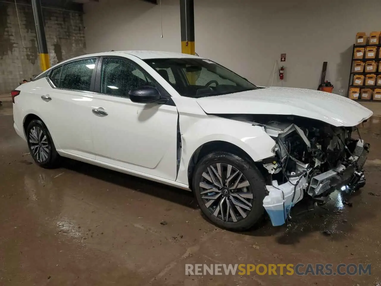 4 Photograph of a damaged car 1N4BL4DW2SN354510 NISSAN ALTIMA 2025