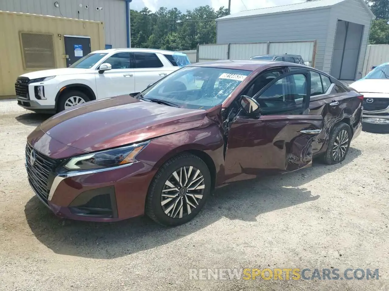 1 Photograph of a damaged car 1N4BL4DW4SN319242 NISSAN ALTIMA 2025