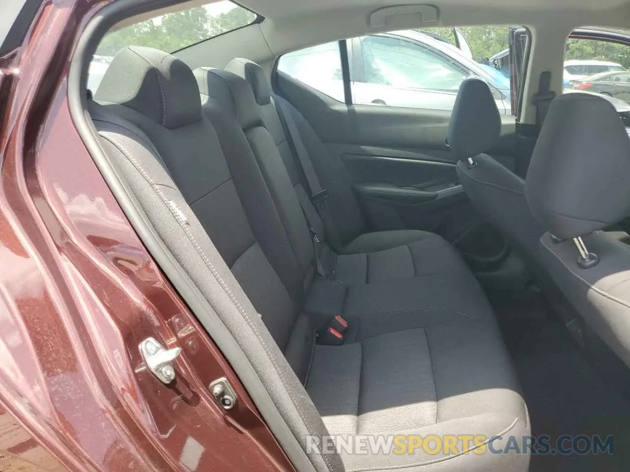 10 Photograph of a damaged car 1N4BL4DW4SN319242 NISSAN ALTIMA 2025