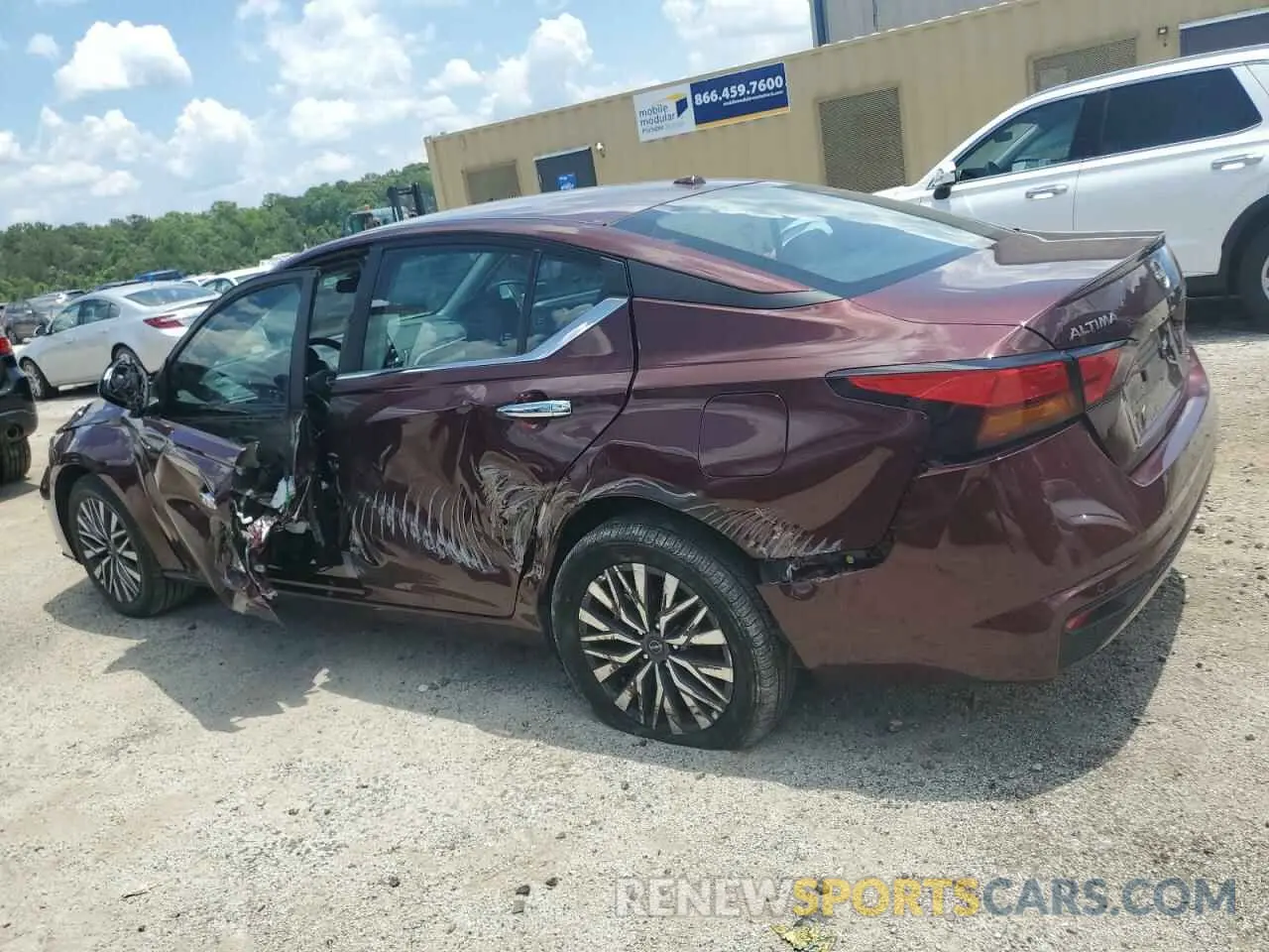 2 Photograph of a damaged car 1N4BL4DW4SN319242 NISSAN ALTIMA 2025