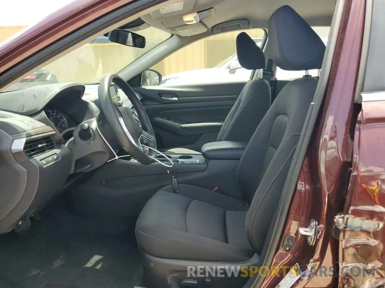 7 Photograph of a damaged car 1N4BL4DW4SN319242 NISSAN ALTIMA 2025