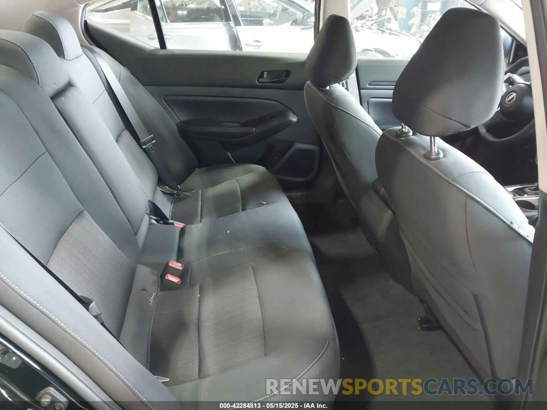 8 Photograph of a damaged car 1N4BL4DW4SN332783 NISSAN ALTIMA 2025