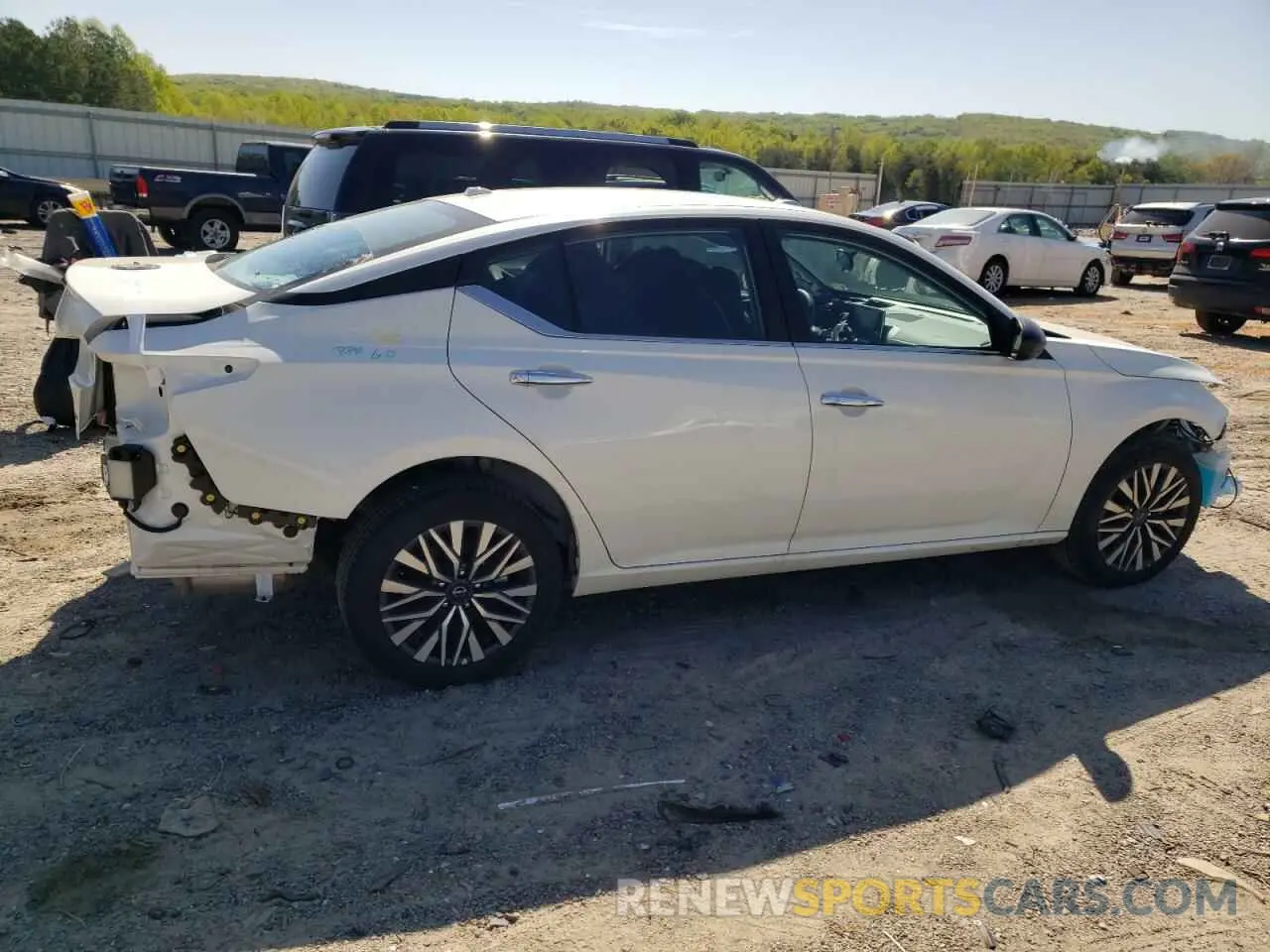 3 Photograph of a damaged car 1N4BL4DW5SN312512 NISSAN ALTIMA 2025