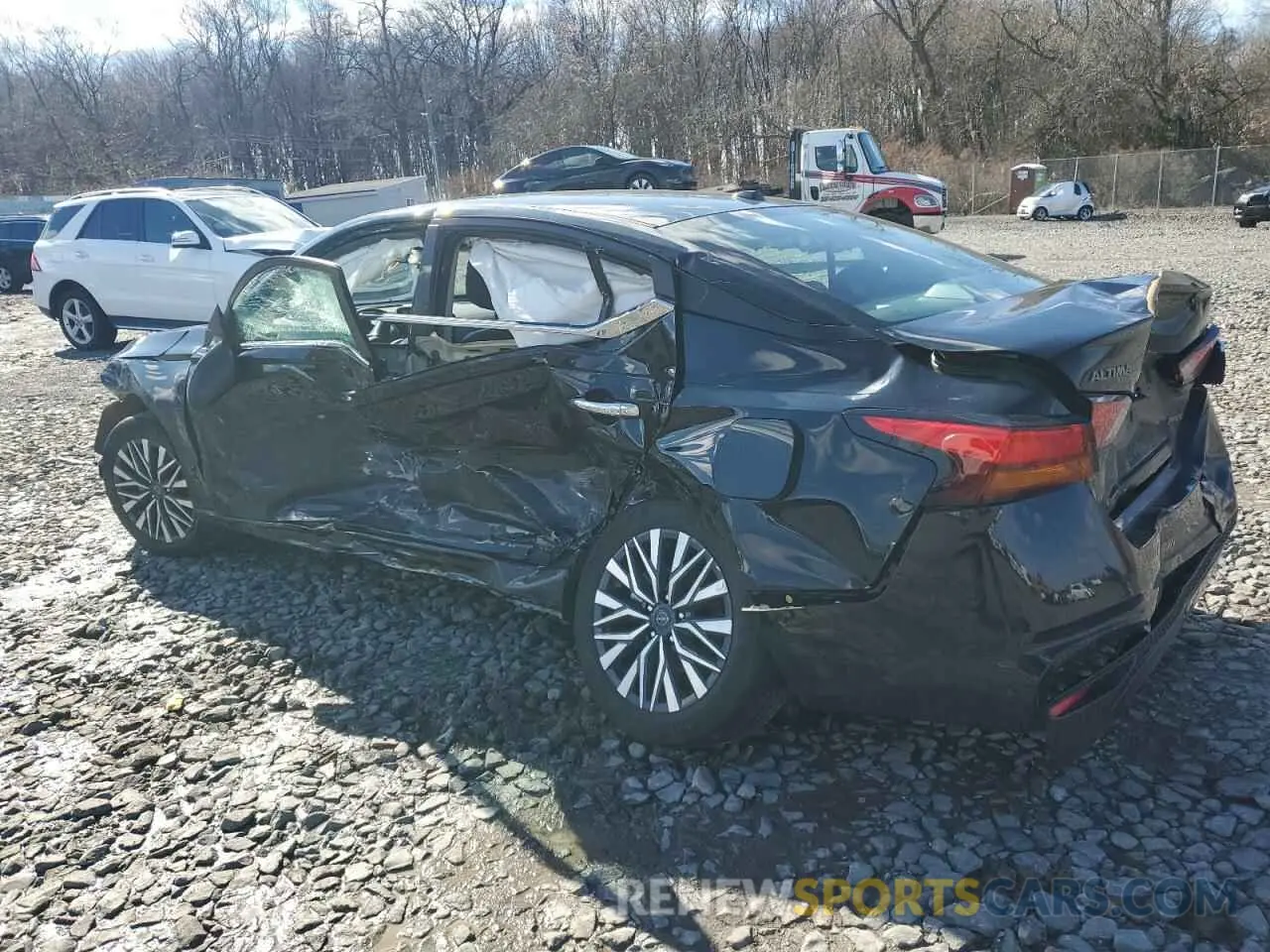 2 Photograph of a damaged car 1N4BL4DW6SN308033 NISSAN ALTIMA 2025
