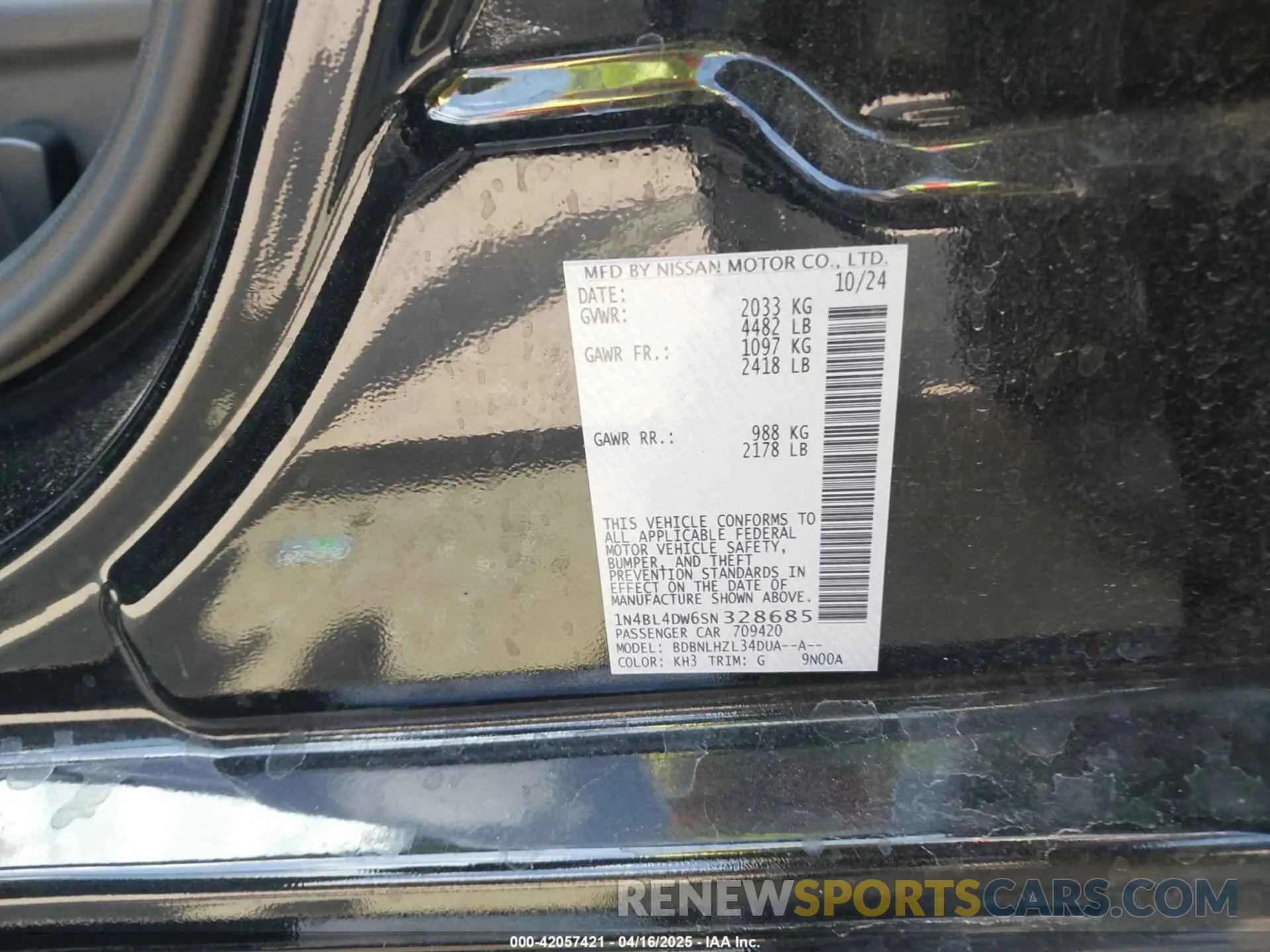9 Photograph of a damaged car 1N4BL4DW6SN328685 NISSAN ALTIMA 2025