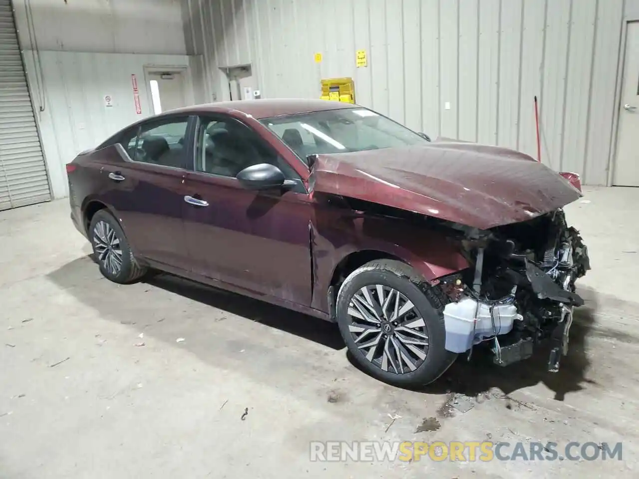 4 Photograph of a damaged car 1N4BL4DW6SN330582 NISSAN ALTIMA 2025