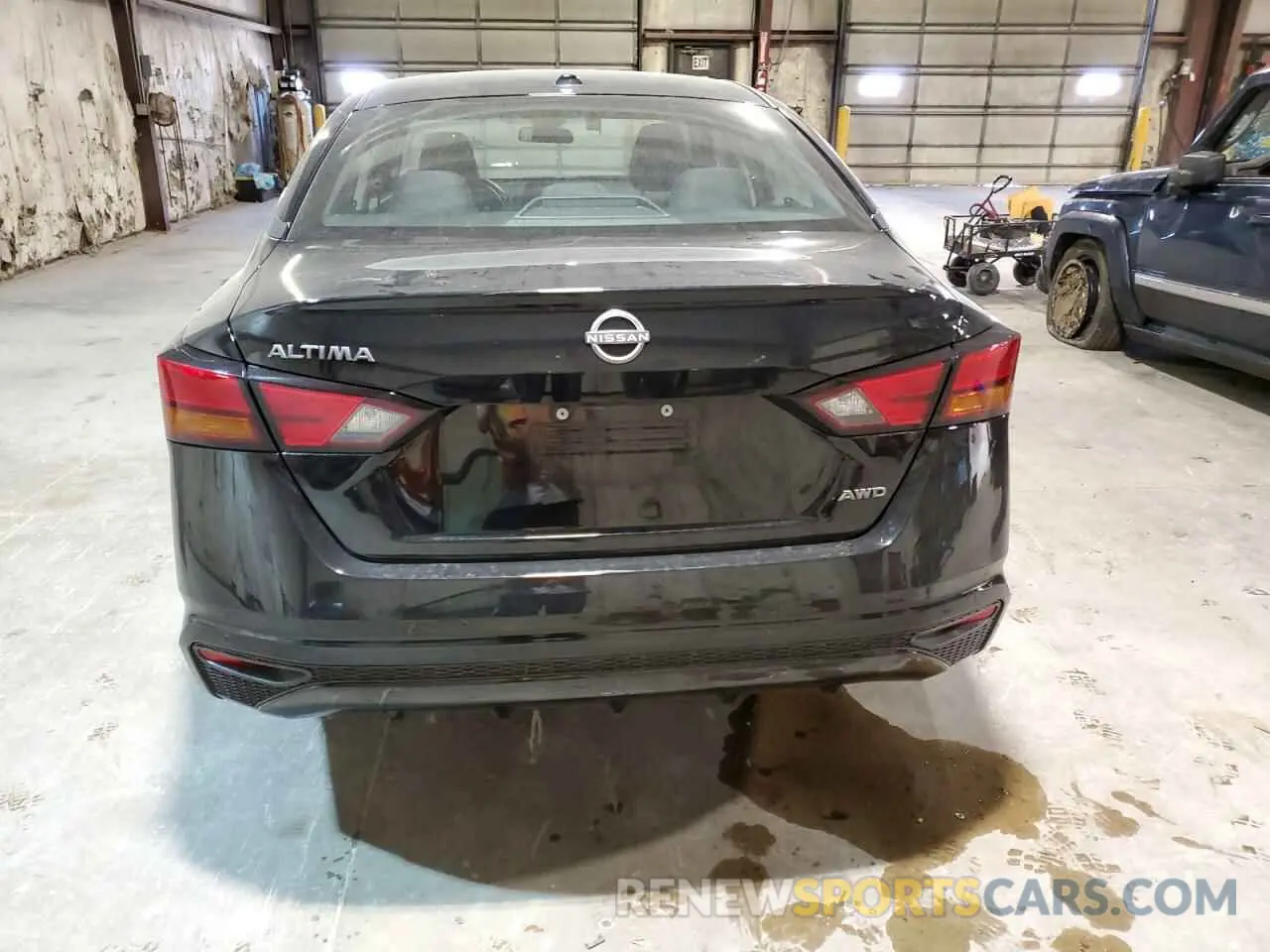6 Photograph of a damaged car 1N4BL4DW7SN323432 NISSAN ALTIMA 2025