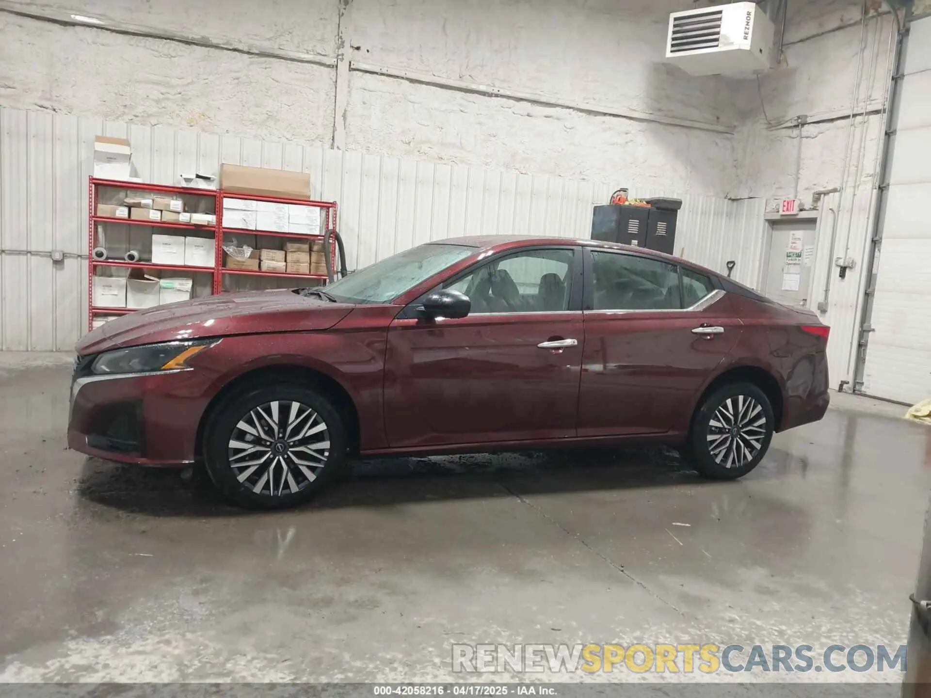 14 Photograph of a damaged car 1N4BL4DW8SN363079 NISSAN ALTIMA 2025