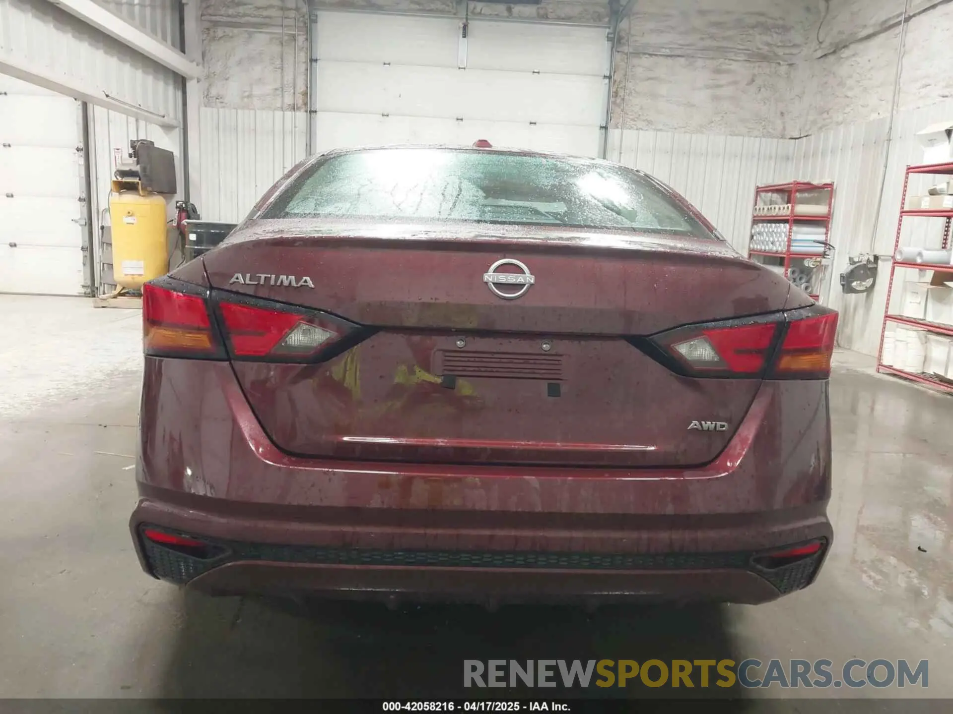 16 Photograph of a damaged car 1N4BL4DW8SN363079 NISSAN ALTIMA 2025