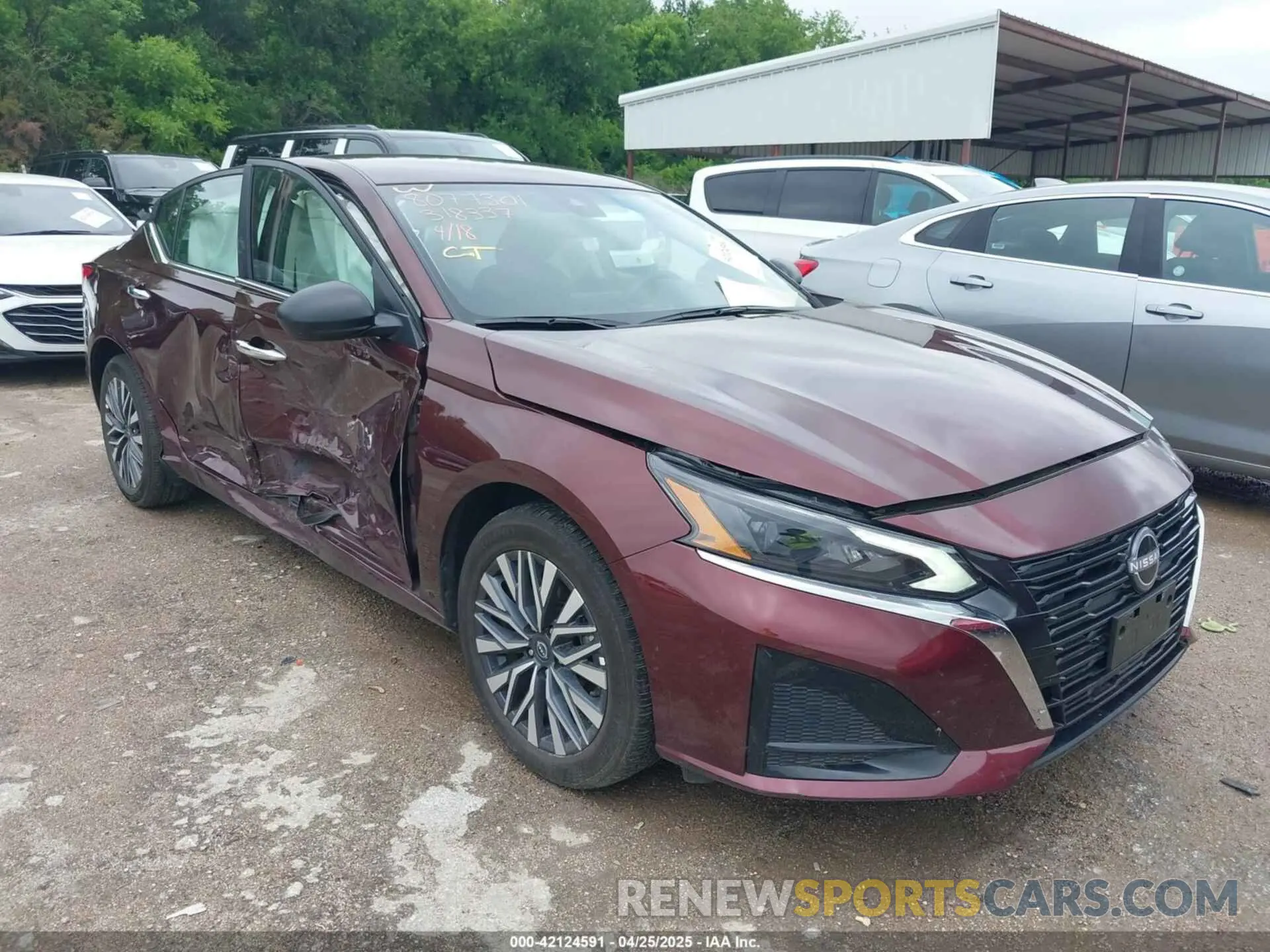 1 Photograph of a damaged car 1N4BL4DWXSN318337 NISSAN ALTIMA 2025