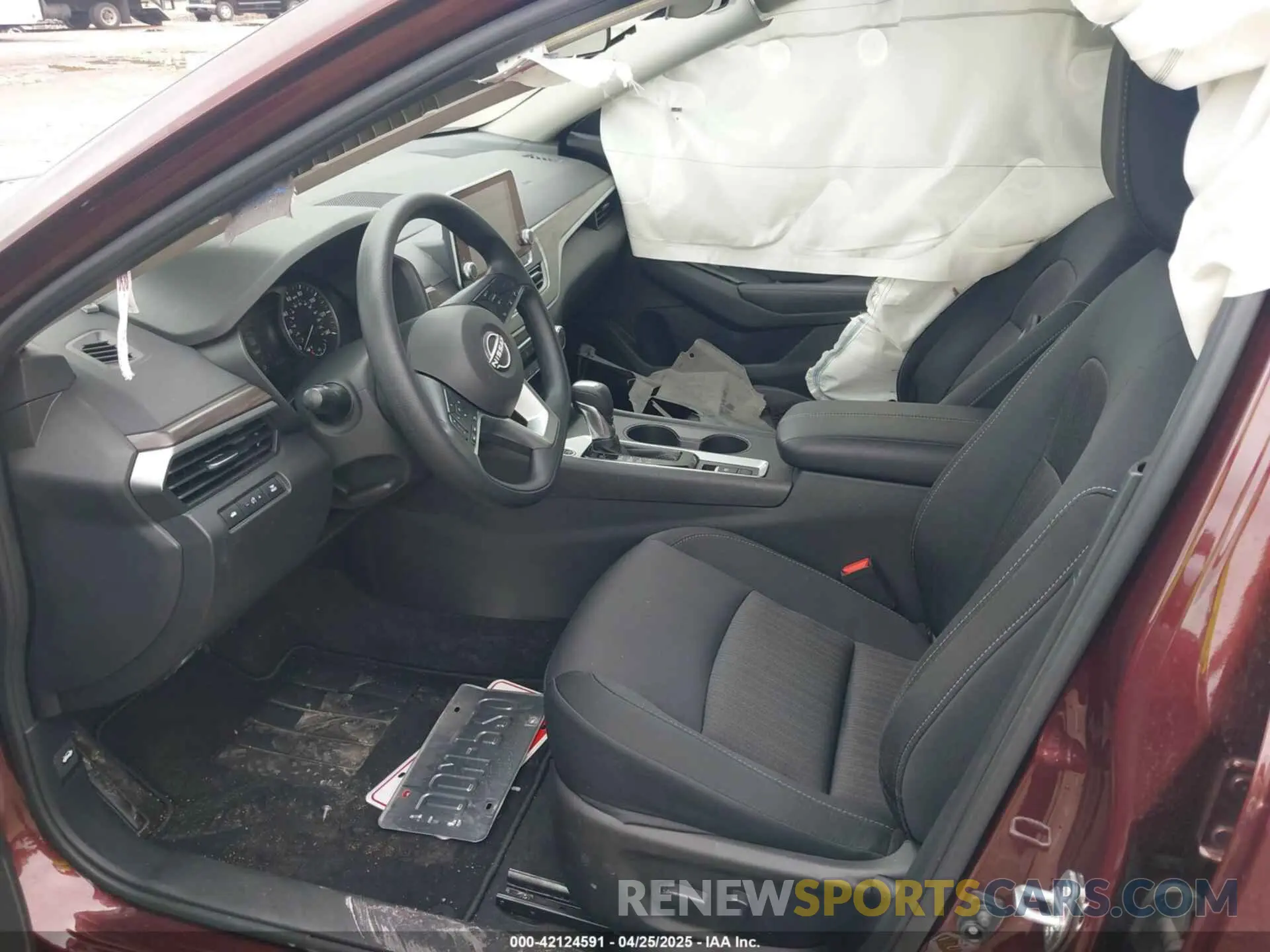 5 Photograph of a damaged car 1N4BL4DWXSN318337 NISSAN ALTIMA 2025