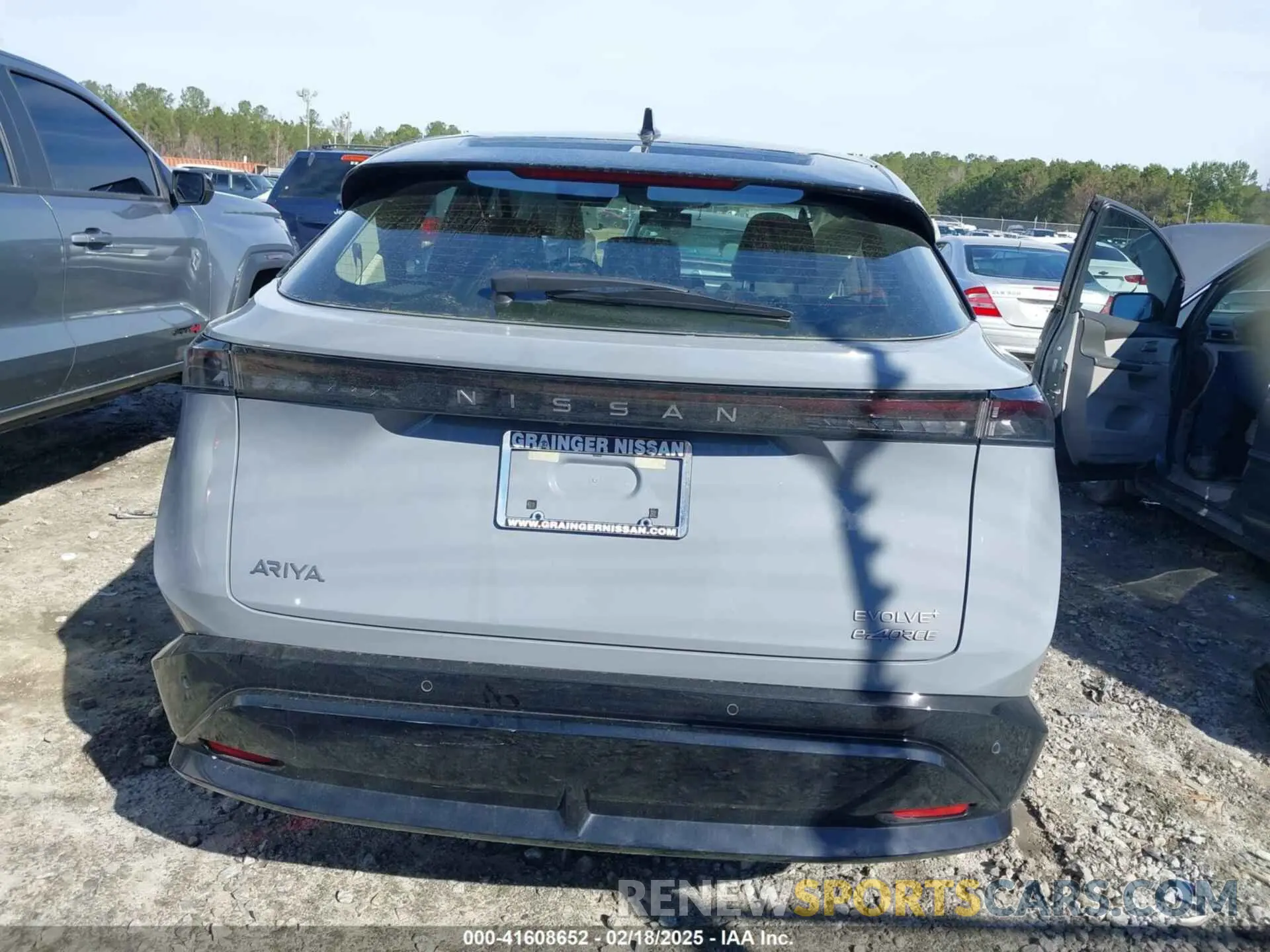 17 Photograph of a damaged car JN1DF0BB4PM703637 NISSAN ARIYA 2023