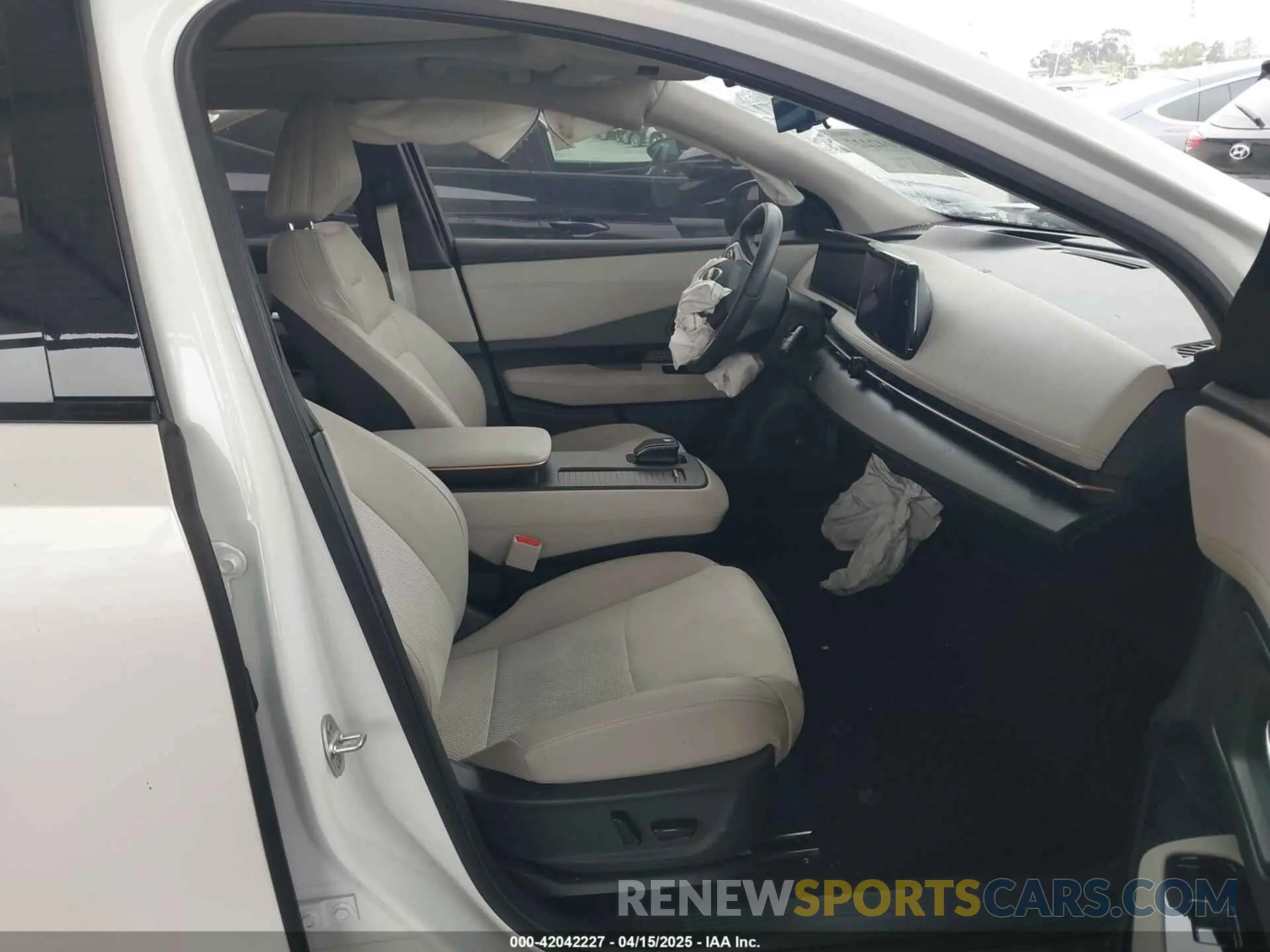 5 Photograph of a damaged car JN1BF0BA3RM434564 NISSAN ARIYA 2024