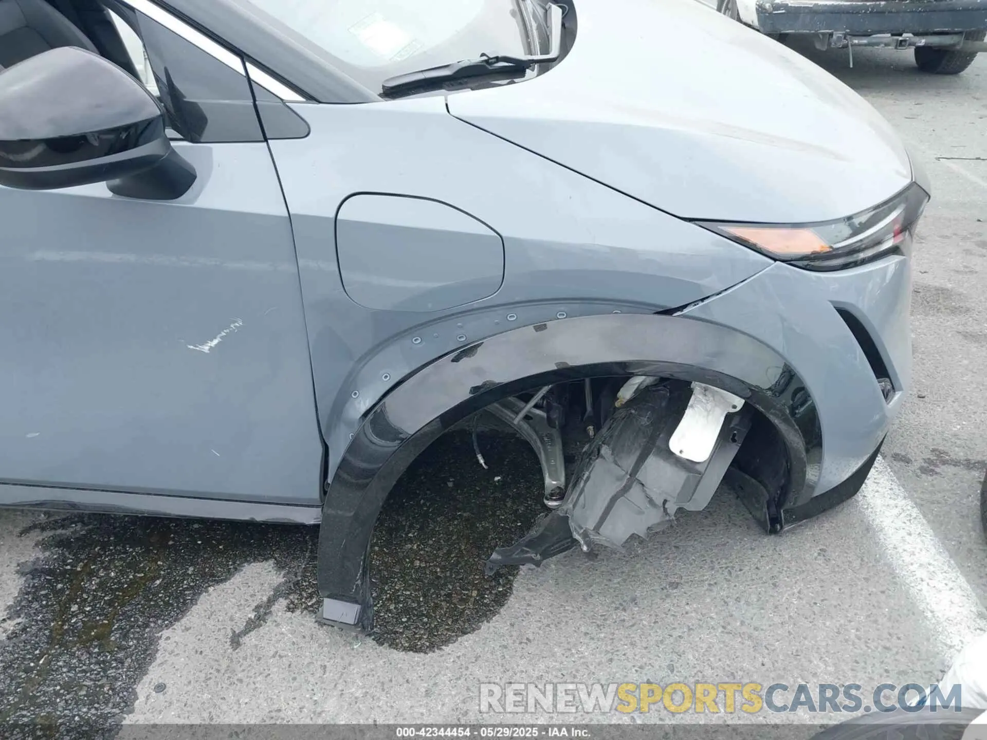 6 Photograph of a damaged car JN8AF0BE1SM462997 NISSAN ARIYA 2025