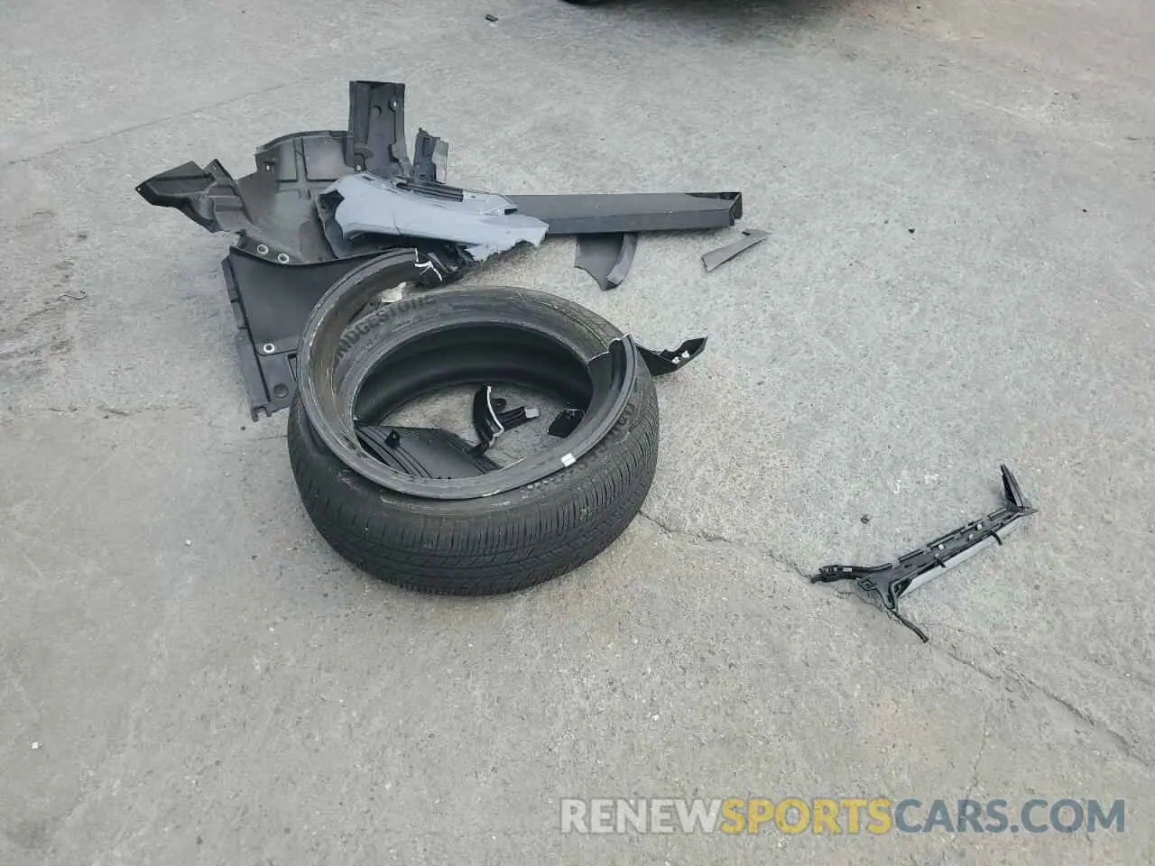 13 Photograph of a damaged car JN1CF0BB3RM736840 NISSAN ARIYA ENGA 2024