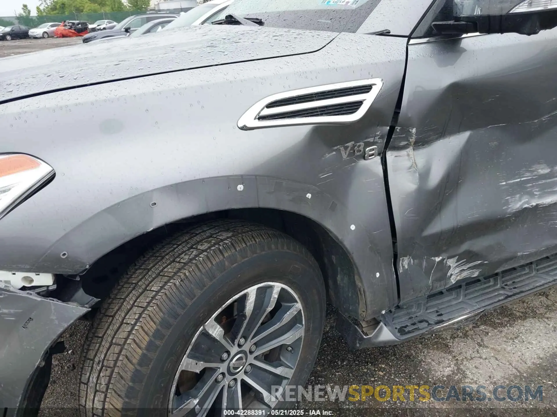 19 Photograph of a damaged car JN8AY2NC2K9581368 NISSAN ARMADA 2019