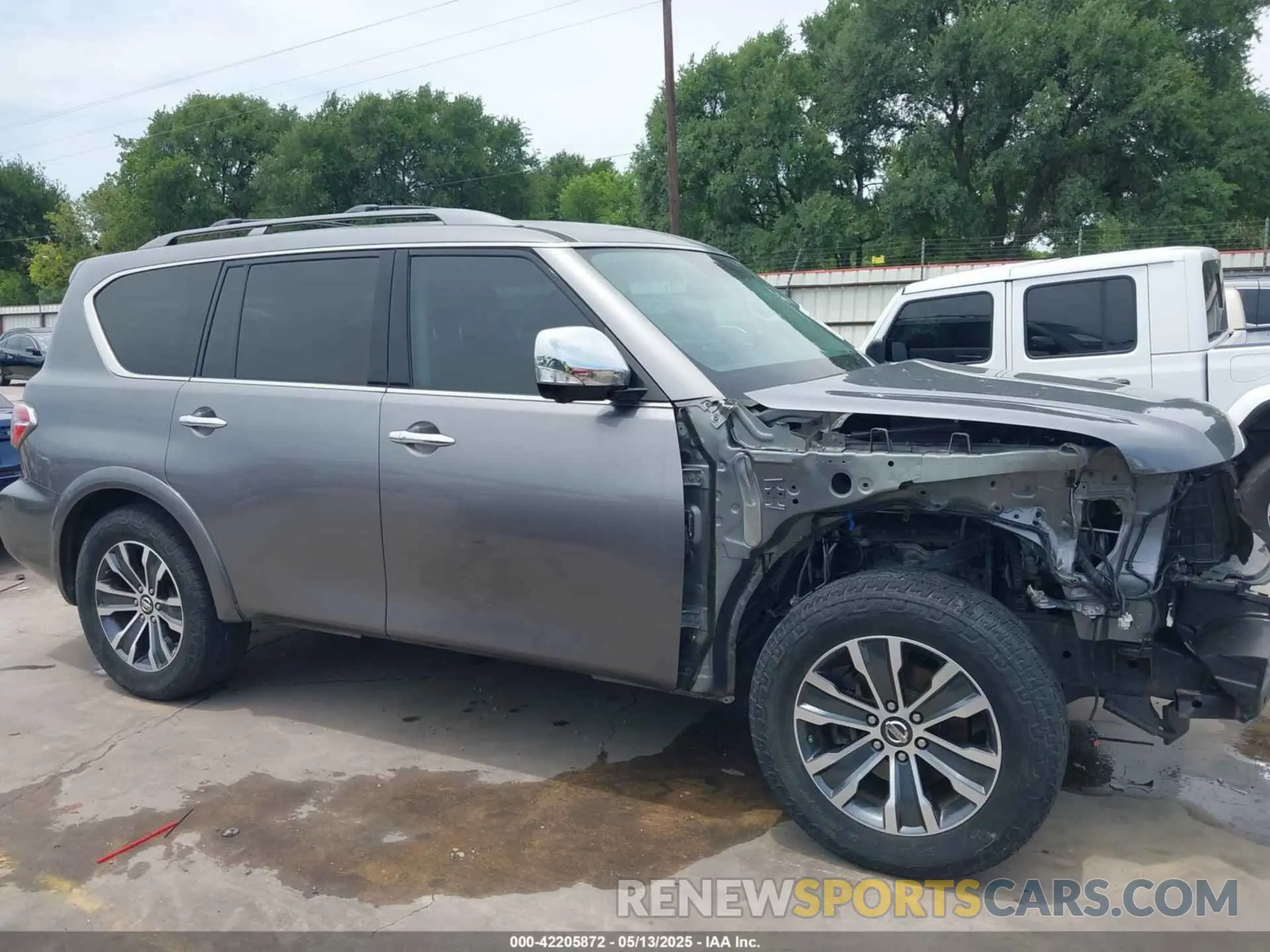 14 Photograph of a damaged car JN8AY2NC5KX510953 NISSAN ARMADA 2019