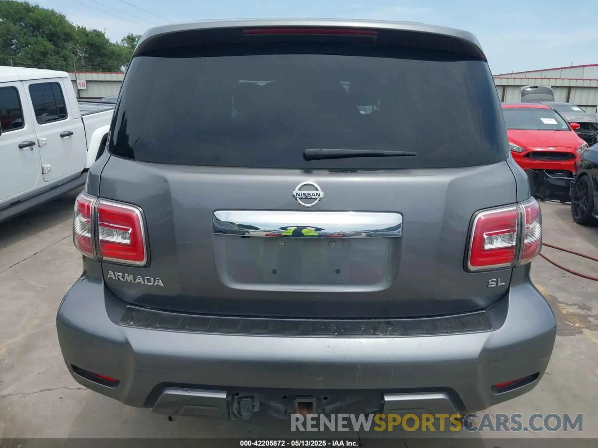 17 Photograph of a damaged car JN8AY2NC5KX510953 NISSAN ARMADA 2019