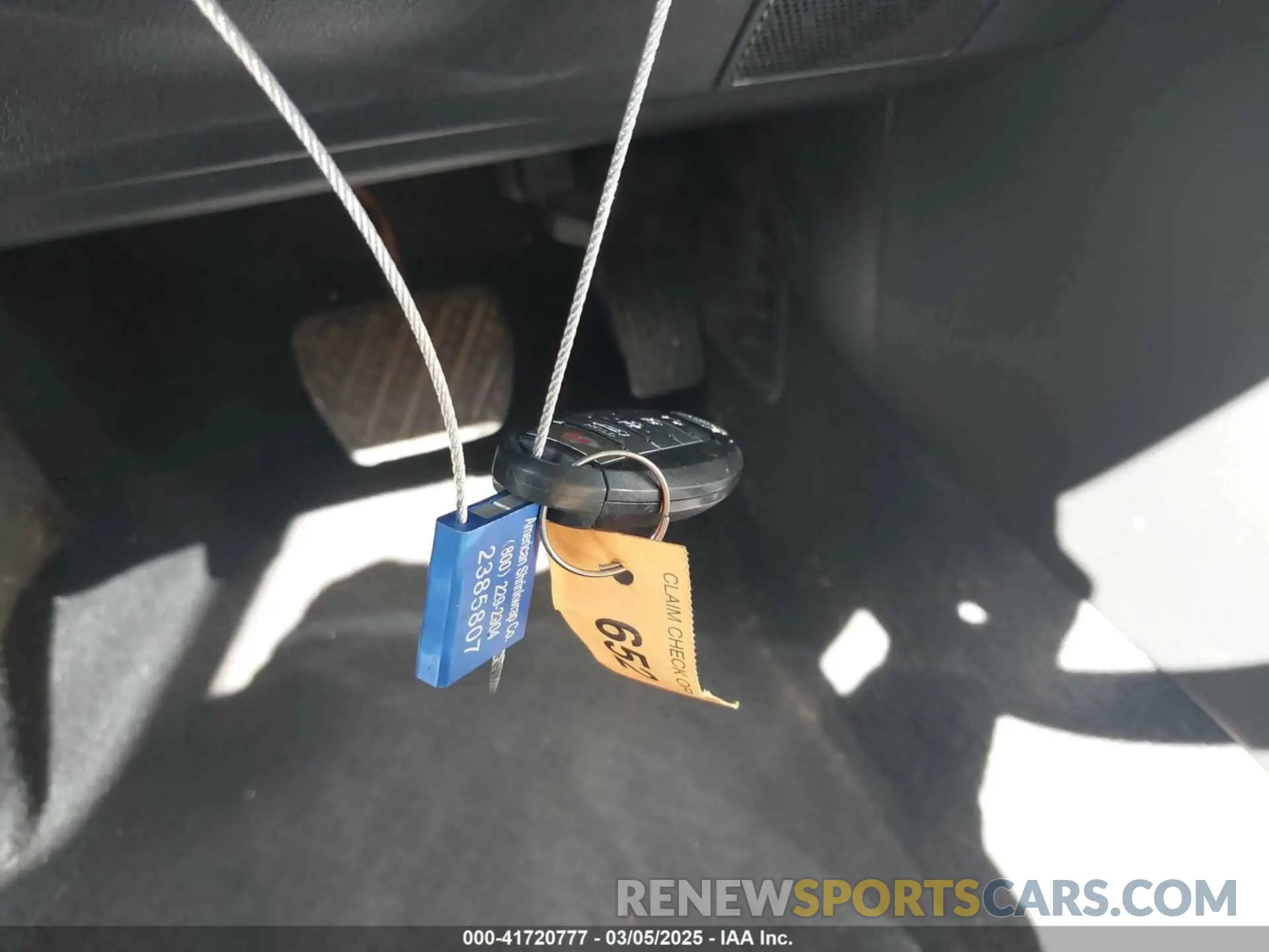 11 Photograph of a damaged car JN8AY2ND3K9087268 NISSAN ARMADA 2019