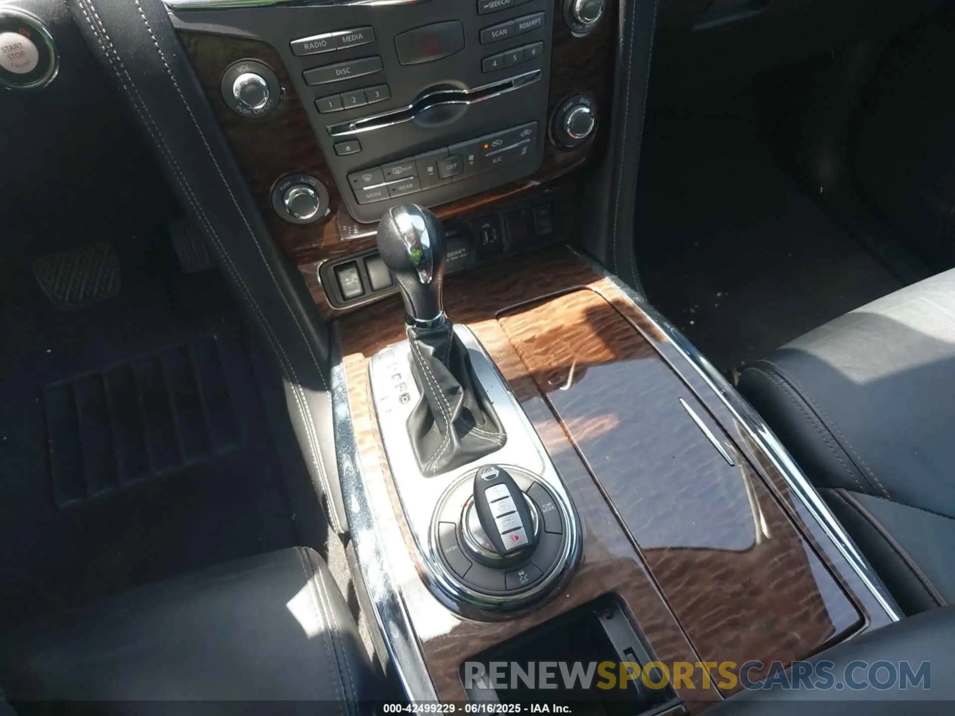 11 Photograph of a damaged car JN8AY2NC0LX519061 NISSAN ARMADA 2020