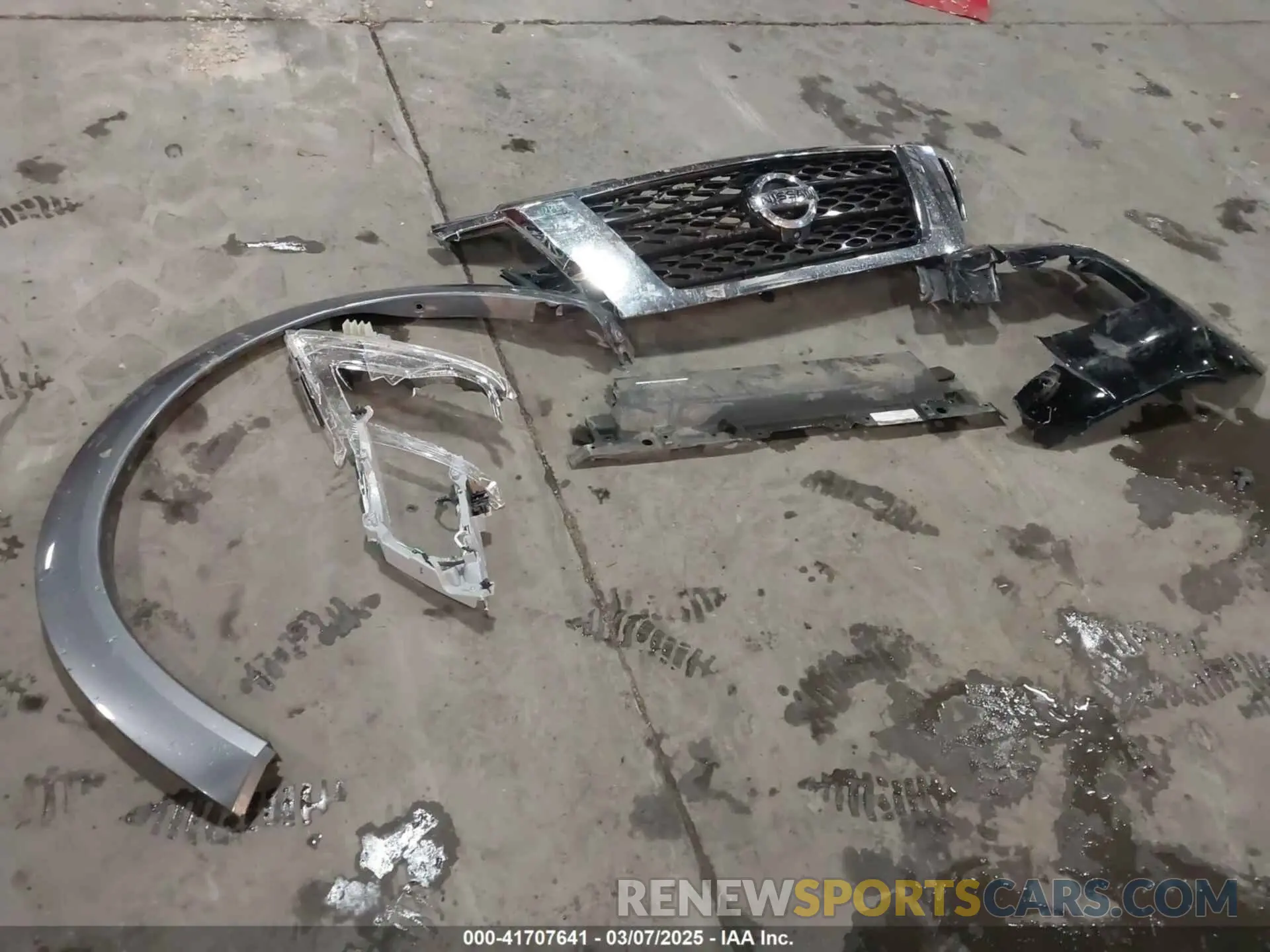 12 Photograph of a damaged car JN8AY2NC1L9615589 NISSAN ARMADA 2020