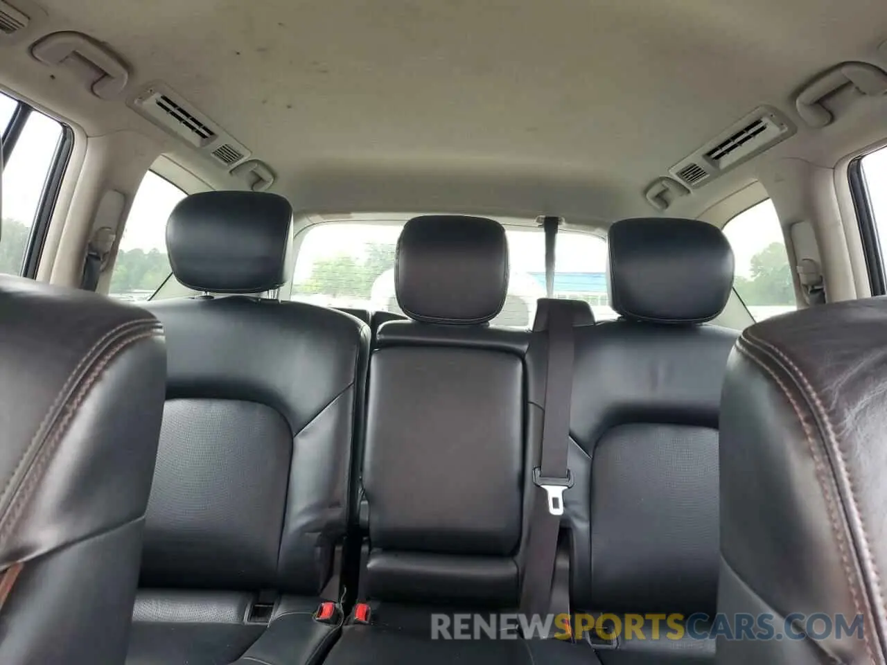 10 Photograph of a damaged car JN8AY2NC5LX518908 NISSAN ARMADA 2020