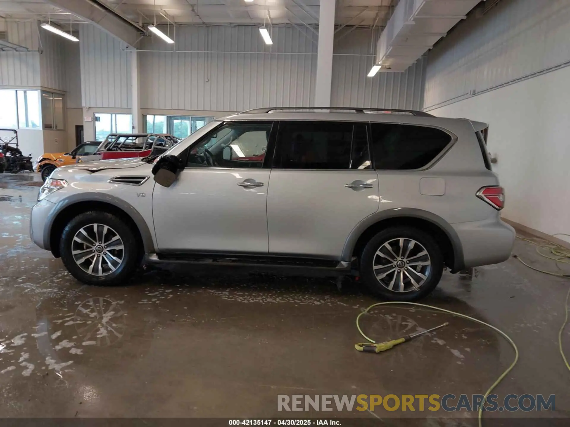 14 Photograph of a damaged car JN8AY2NC6L9621162 NISSAN ARMADA 2020