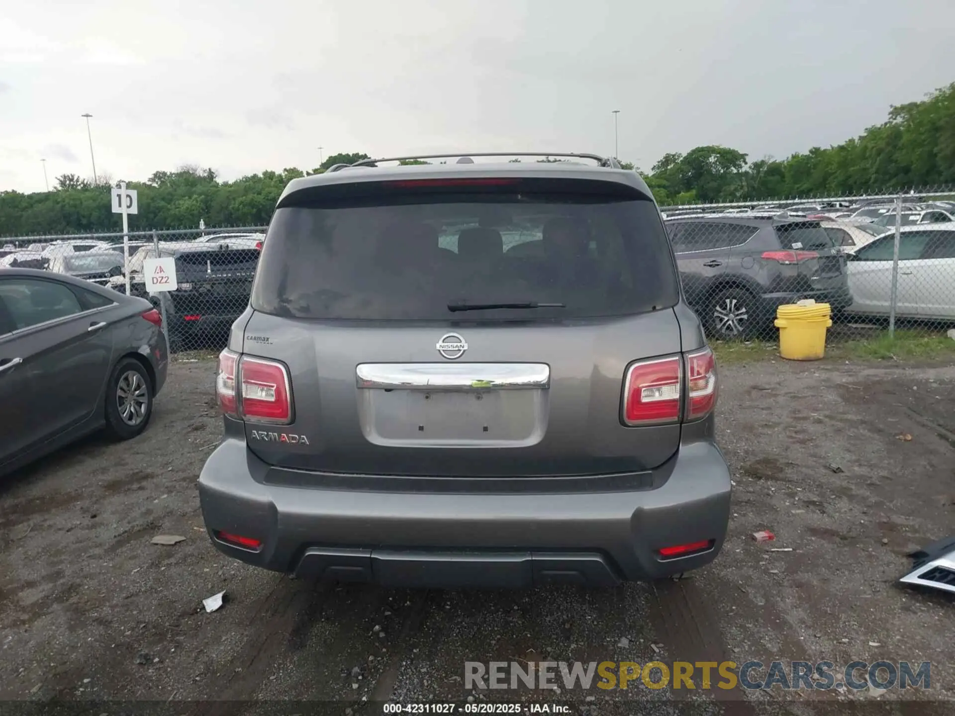 17 Photograph of a damaged car JN8AY2ND0L9105632 NISSAN ARMADA 2020
