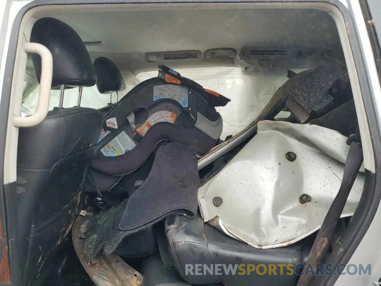 11 Photograph of a damaged car JN8AY2ND2LX017886 NISSAN ARMADA 2020