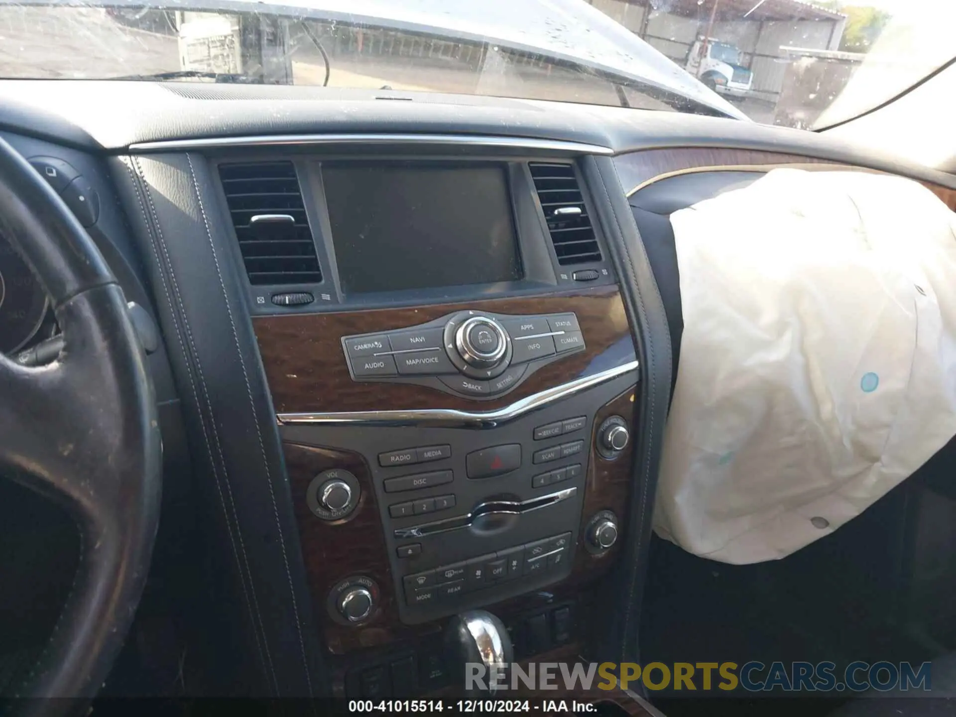 18 Photograph of a damaged car JN8AY2ND3LX016455 NISSAN ARMADA 2020