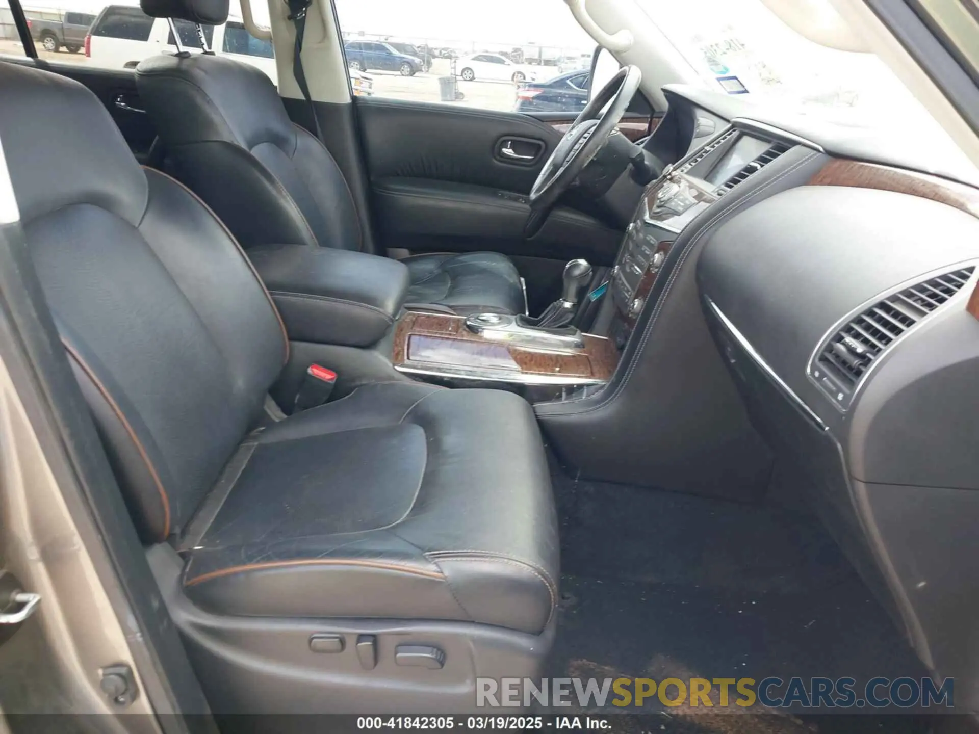 5 Photograph of a damaged car JN8AY2ND5LX017896 NISSAN ARMADA 2020