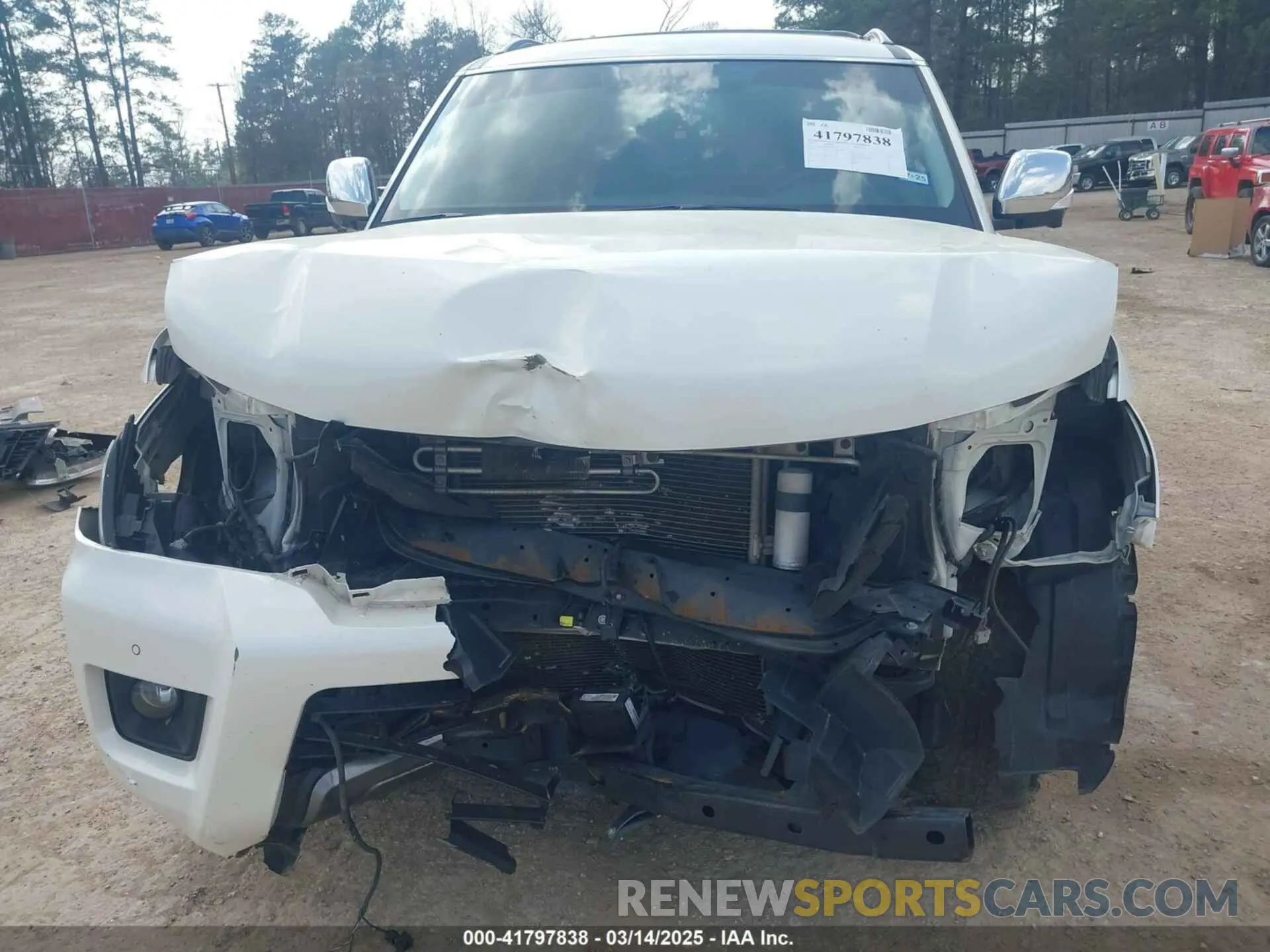 6 Photograph of a damaged car JN8AY2ND6LX017549 NISSAN ARMADA 2020