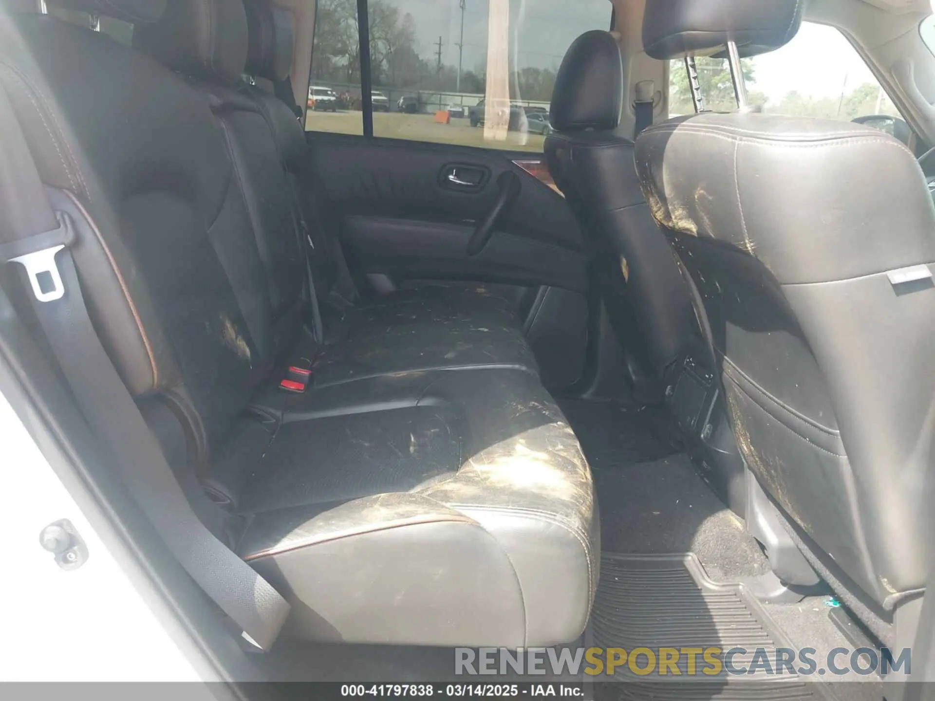 8 Photograph of a damaged car JN8AY2ND6LX017549 NISSAN ARMADA 2020