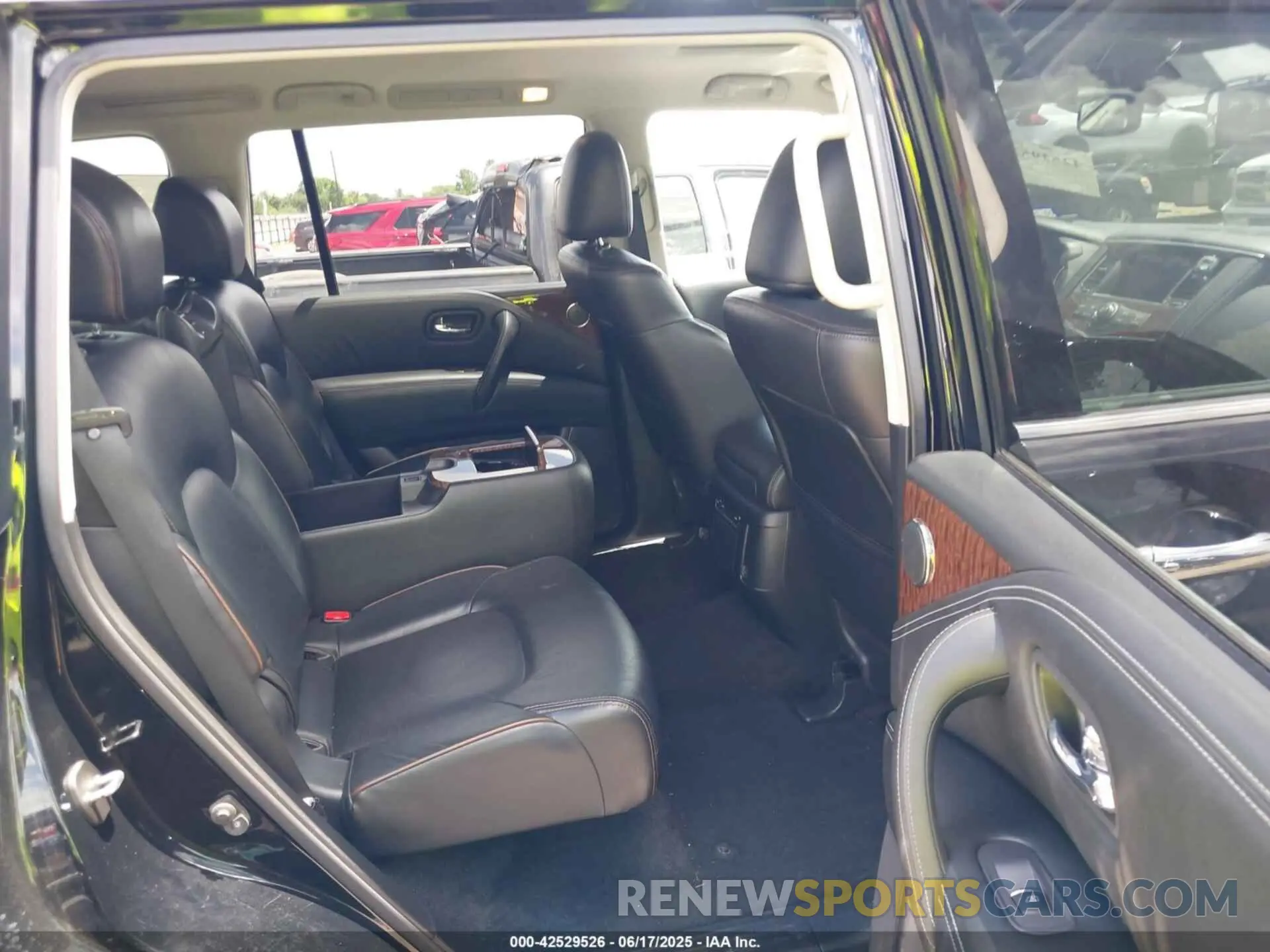 8 Photograph of a damaged car JN8AY2ND9L9110151 NISSAN ARMADA 2020