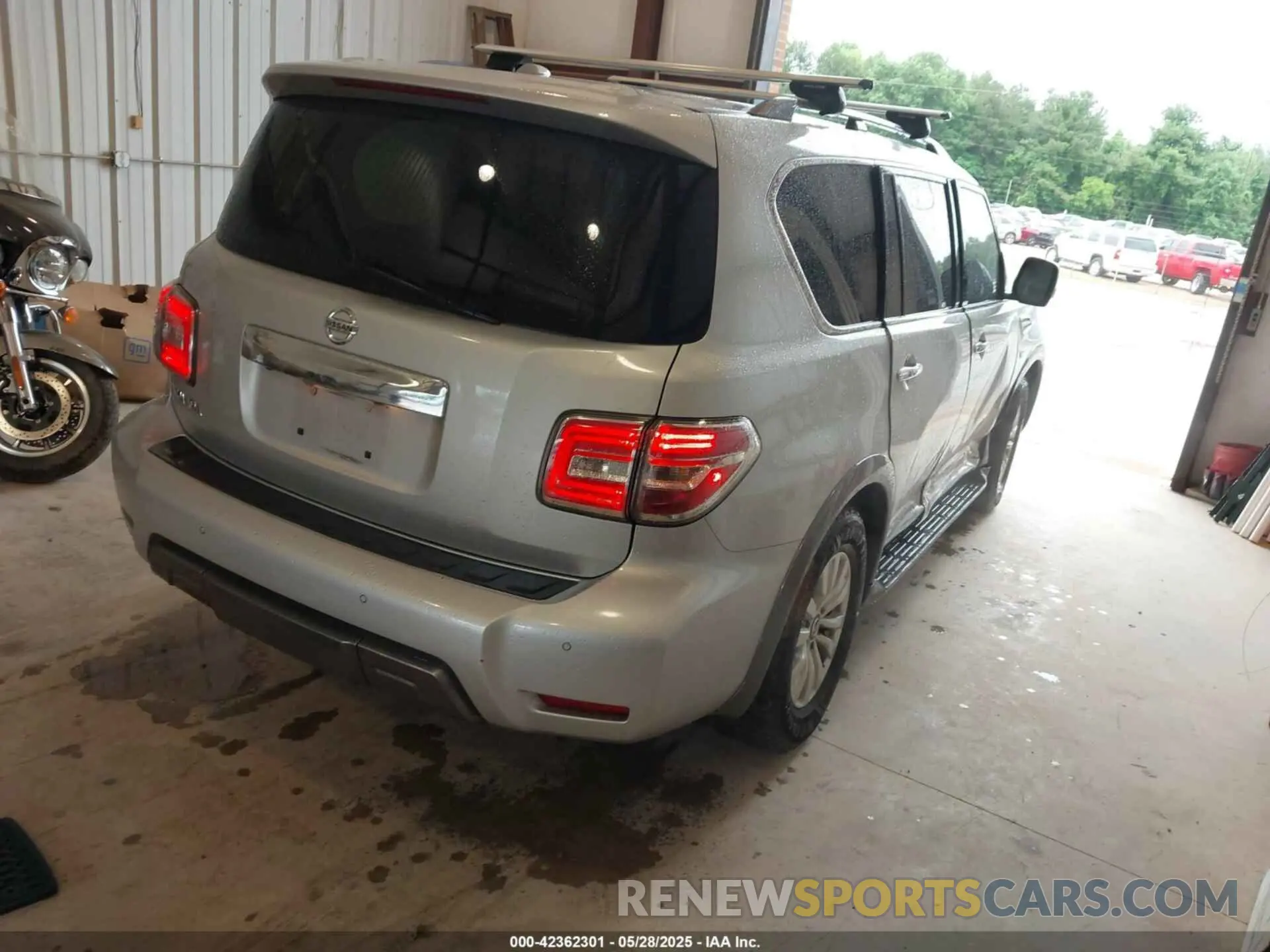 4 Photograph of a damaged car JN8AY2NDXL9106349 NISSAN ARMADA 2020