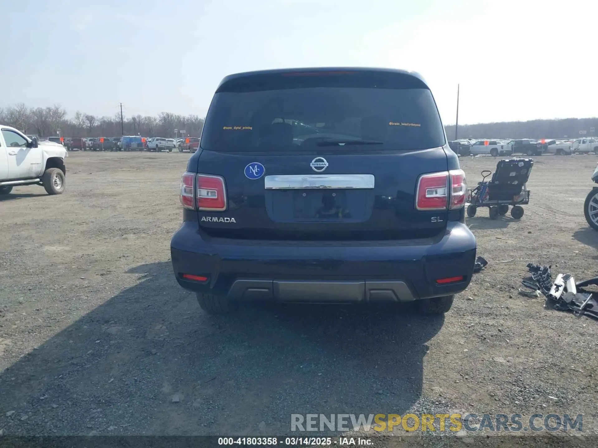 17 Photograph of a damaged car JN8AY2NDXLX017988 NISSAN ARMADA 2020