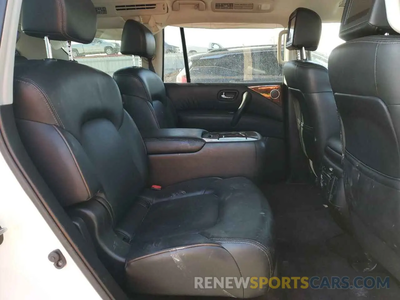 11 Photograph of a damaged car JN8AY2NE0L9781880 NISSAN ARMADA 2020