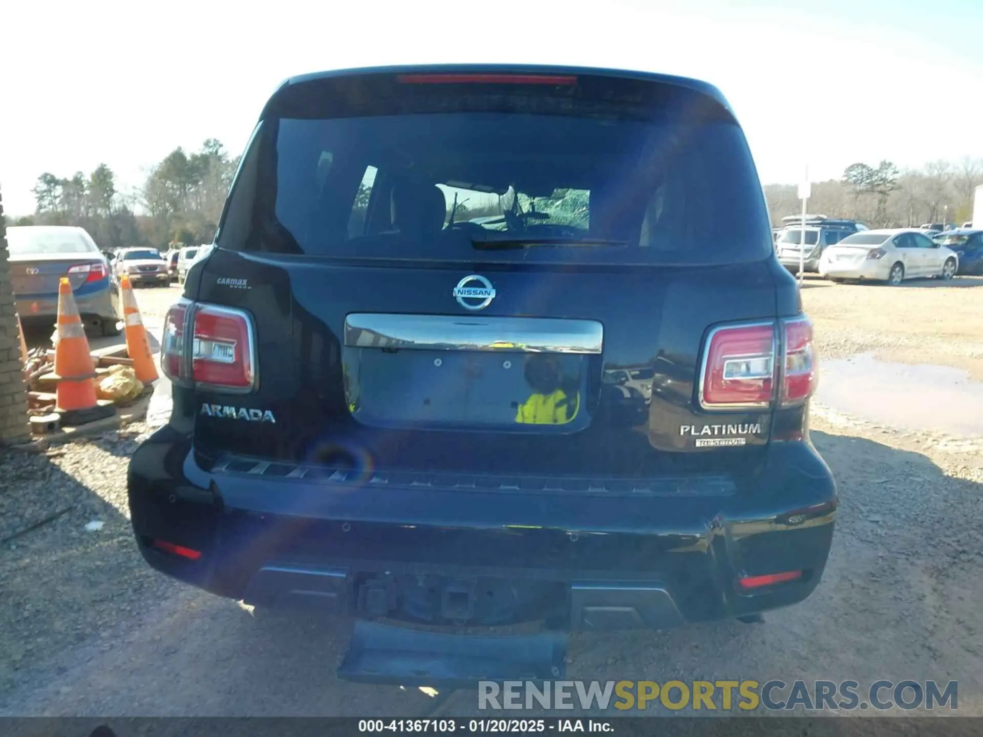15 Photograph of a damaged car JN8AY2NF7L9360568 NISSAN ARMADA 2020