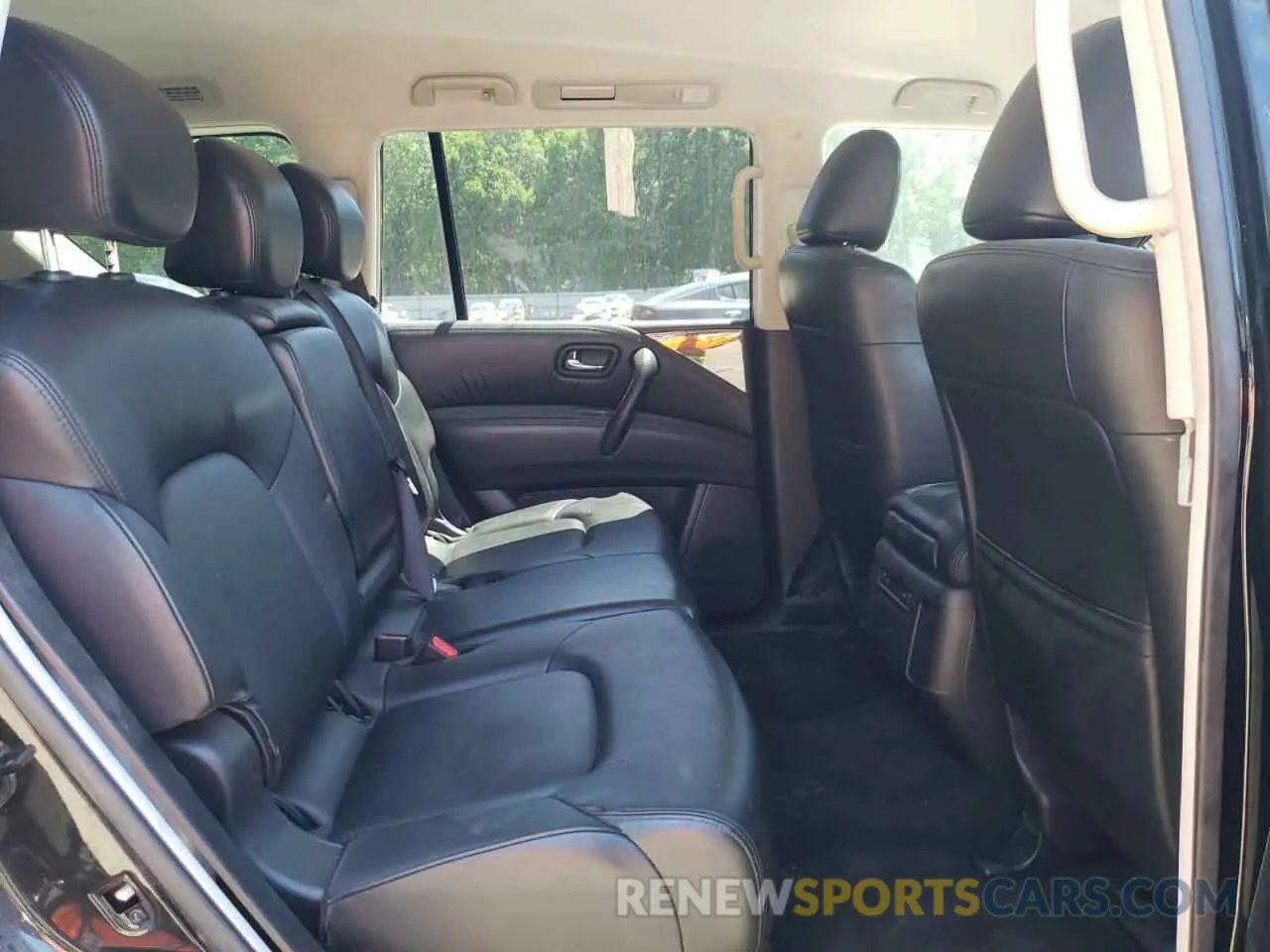 11 Photograph of a damaged car JN8AY2AC7M9145401 NISSAN ARMADA 2021