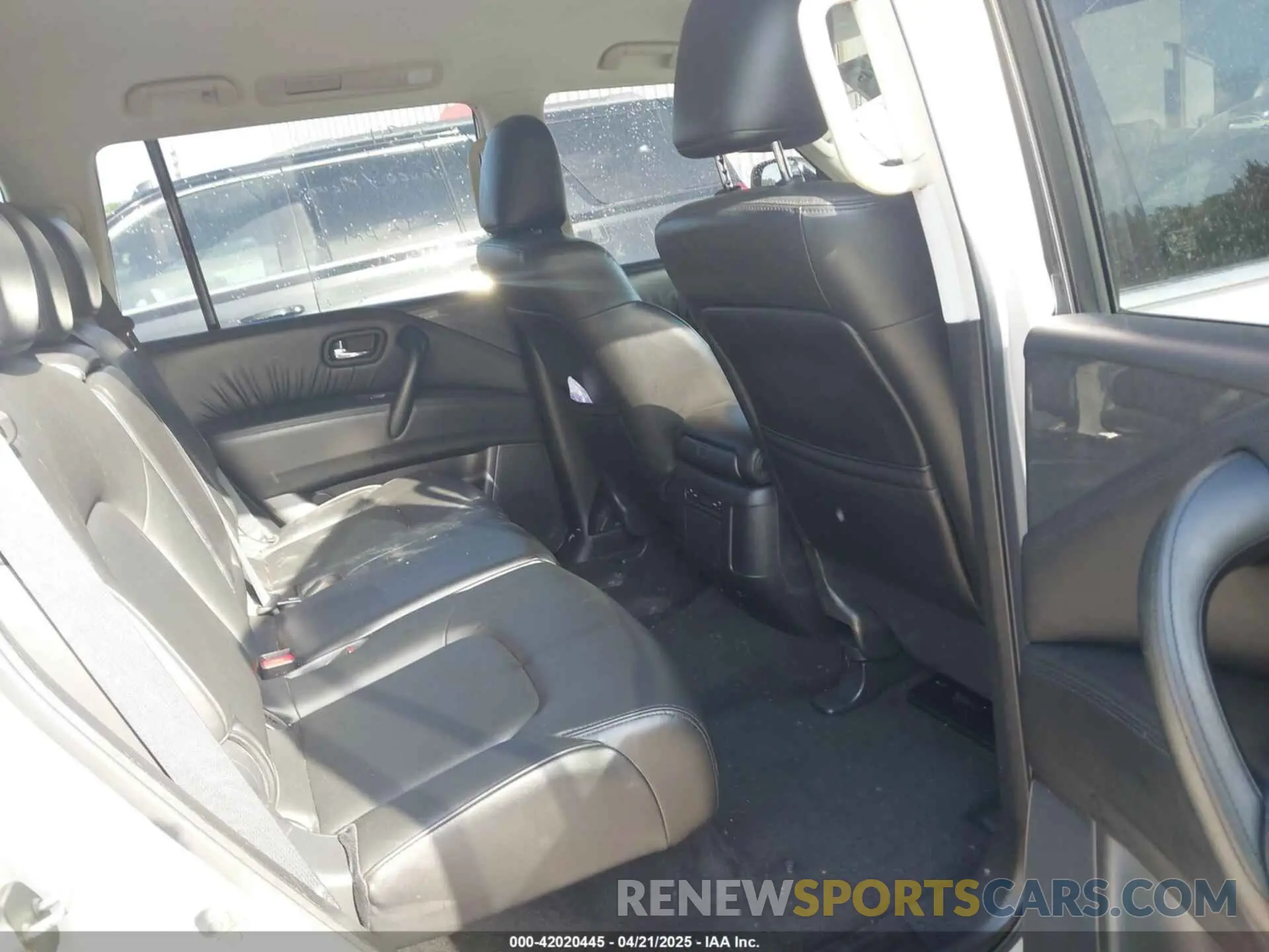 8 Photograph of a damaged car JN8AY2AC7M9146242 NISSAN ARMADA 2021