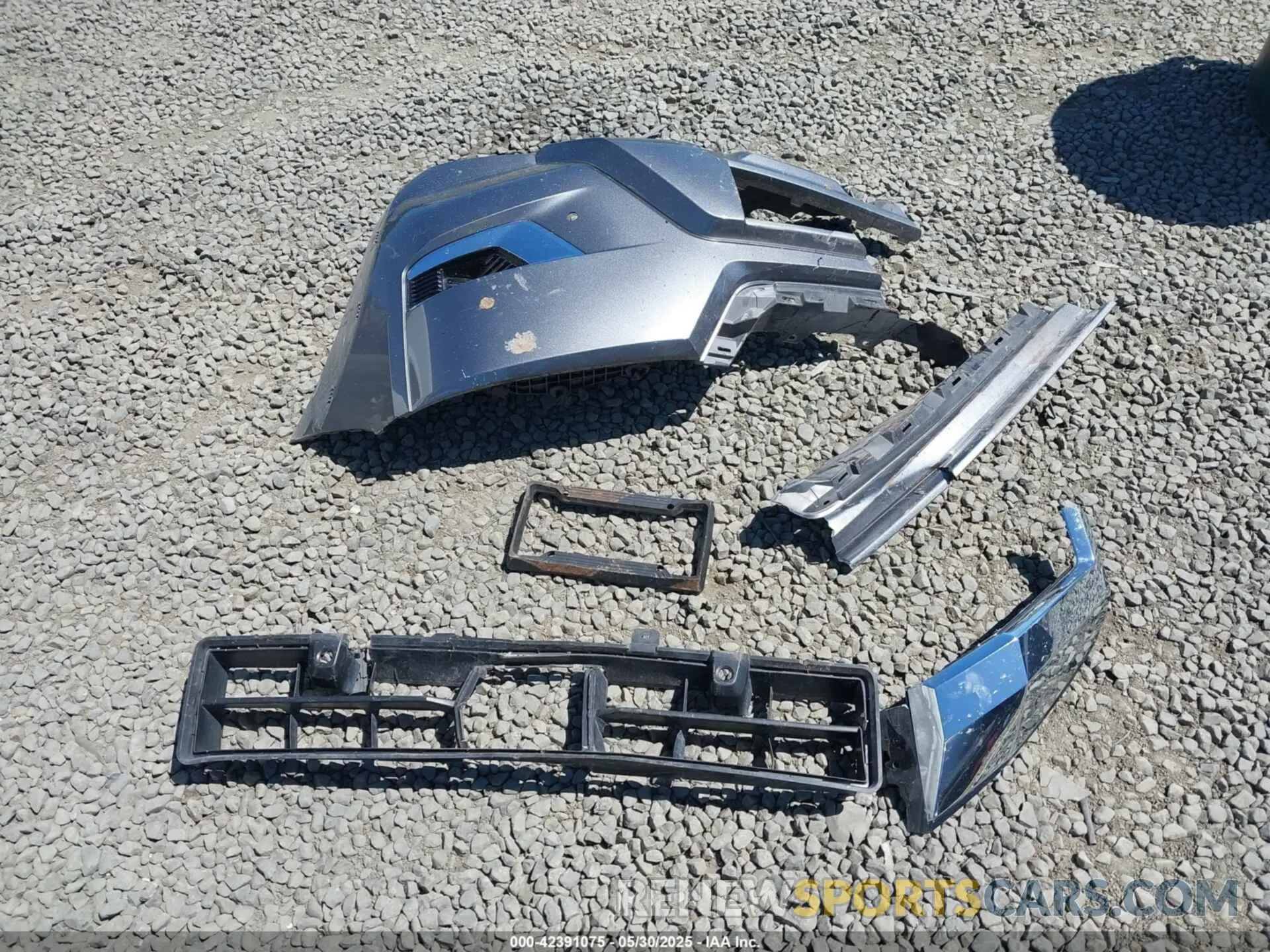 12 Photograph of a damaged car JN8AY2AD4M9662096 NISSAN ARMADA 2021