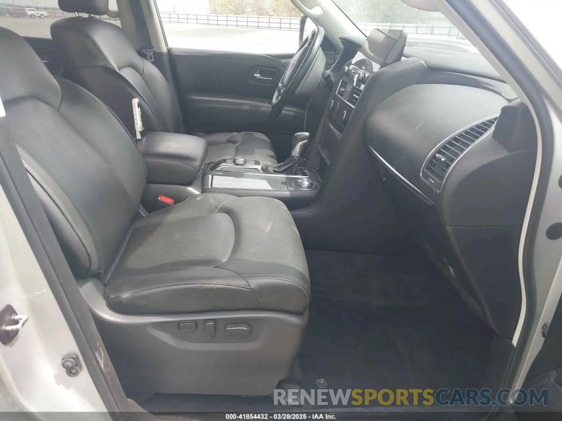 5 Photograph of a damaged car JN8AY2AD6M9661144 NISSAN ARMADA 2021