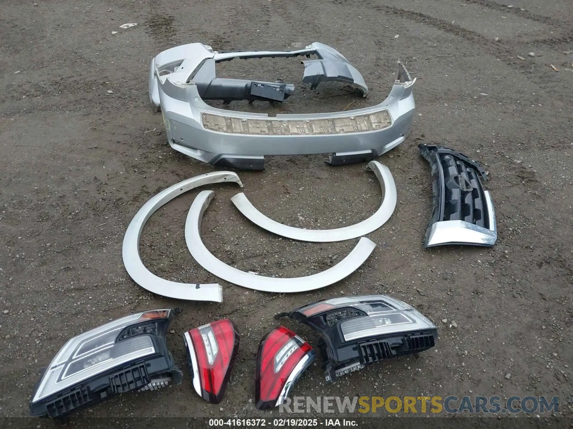 12 Photograph of a damaged car JN8AY2BB6M9792670 NISSAN ARMADA 2021